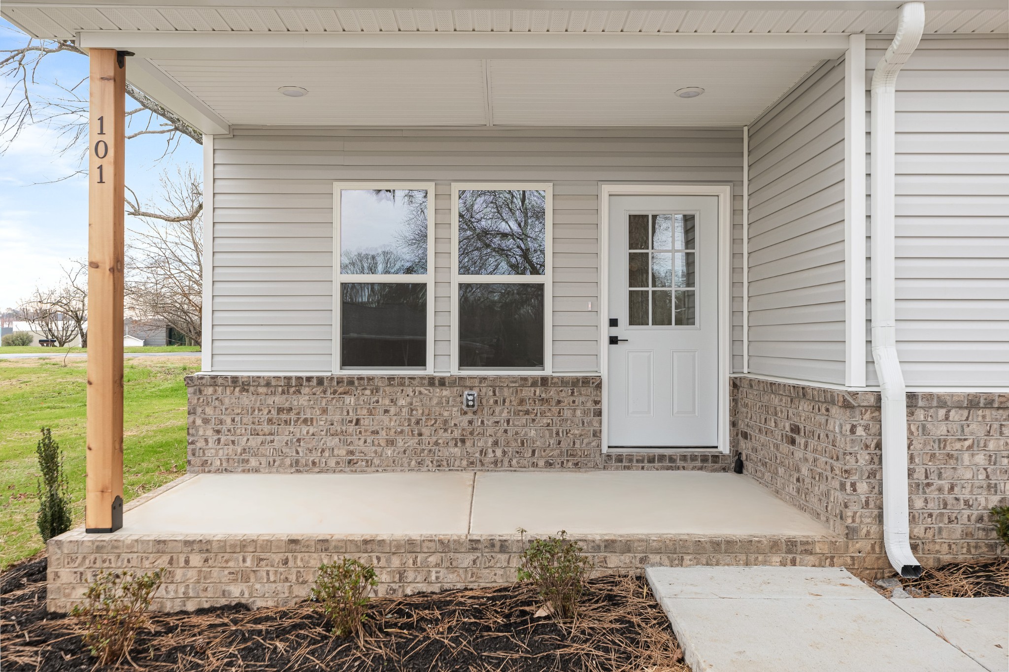 101 Hilltop Dr