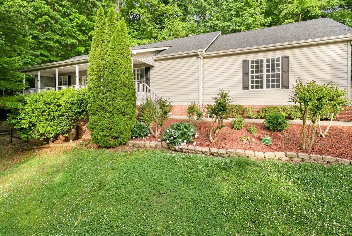 9711 Imperial Drive