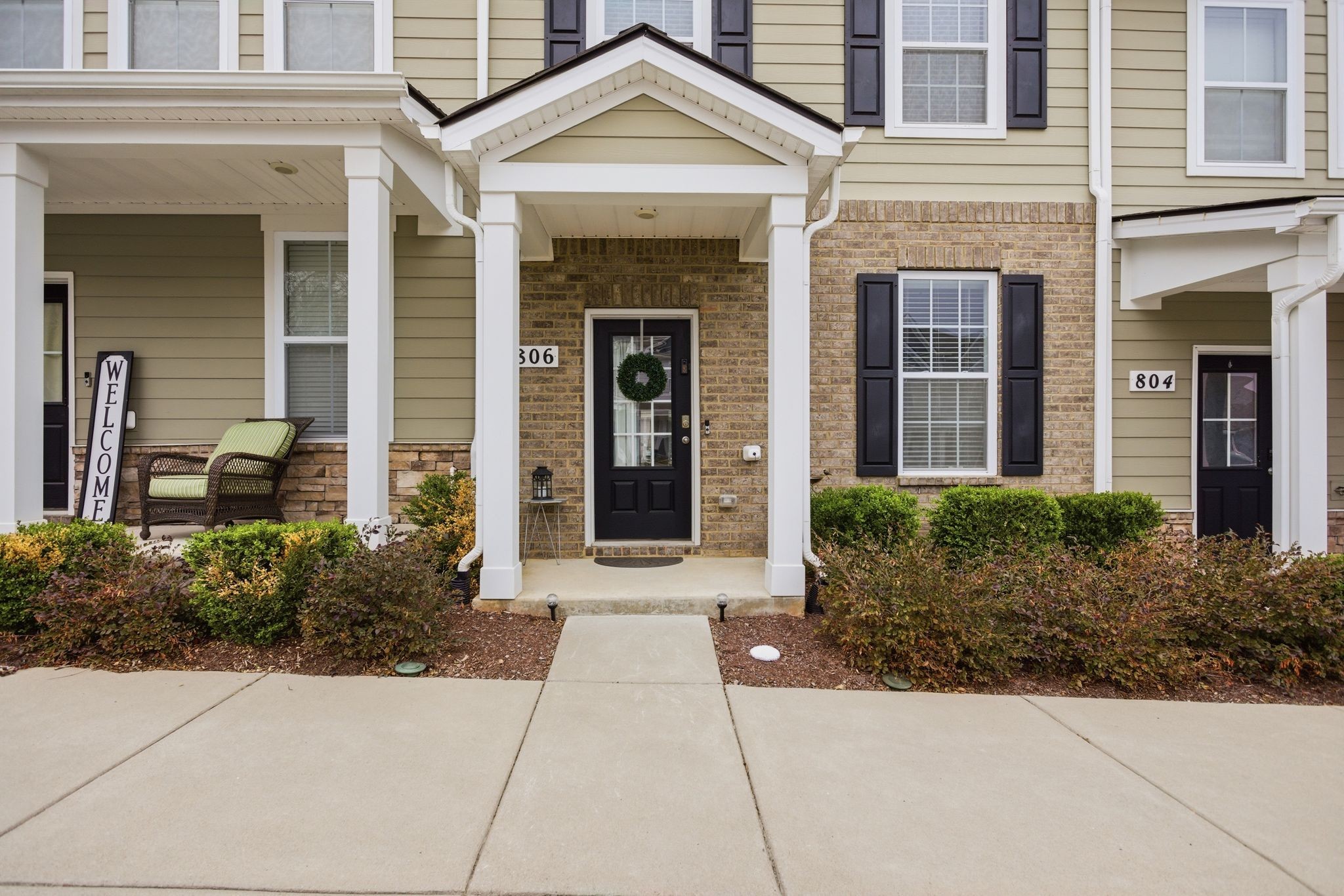 806 Dallas Dr