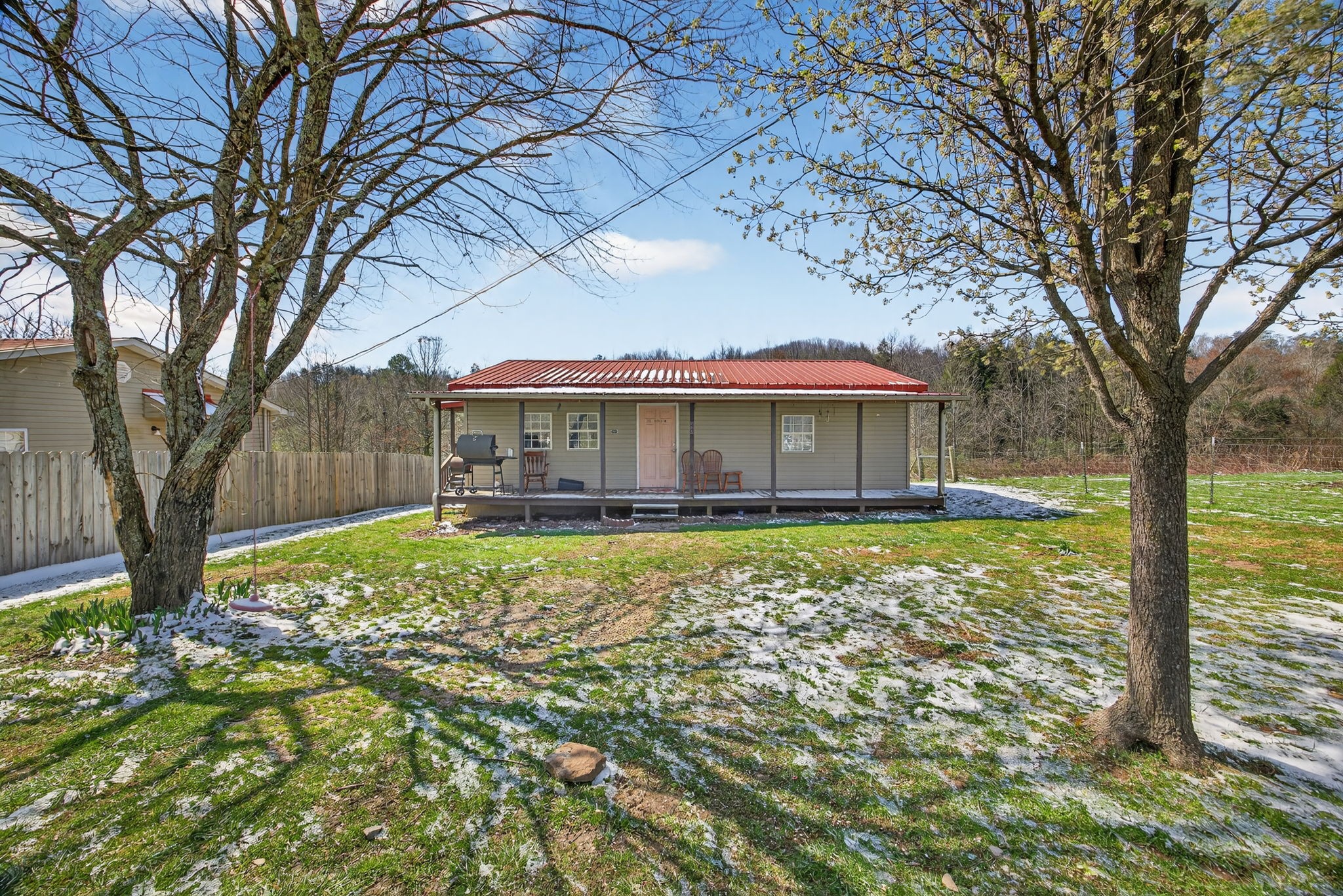 220 Pierce Ln