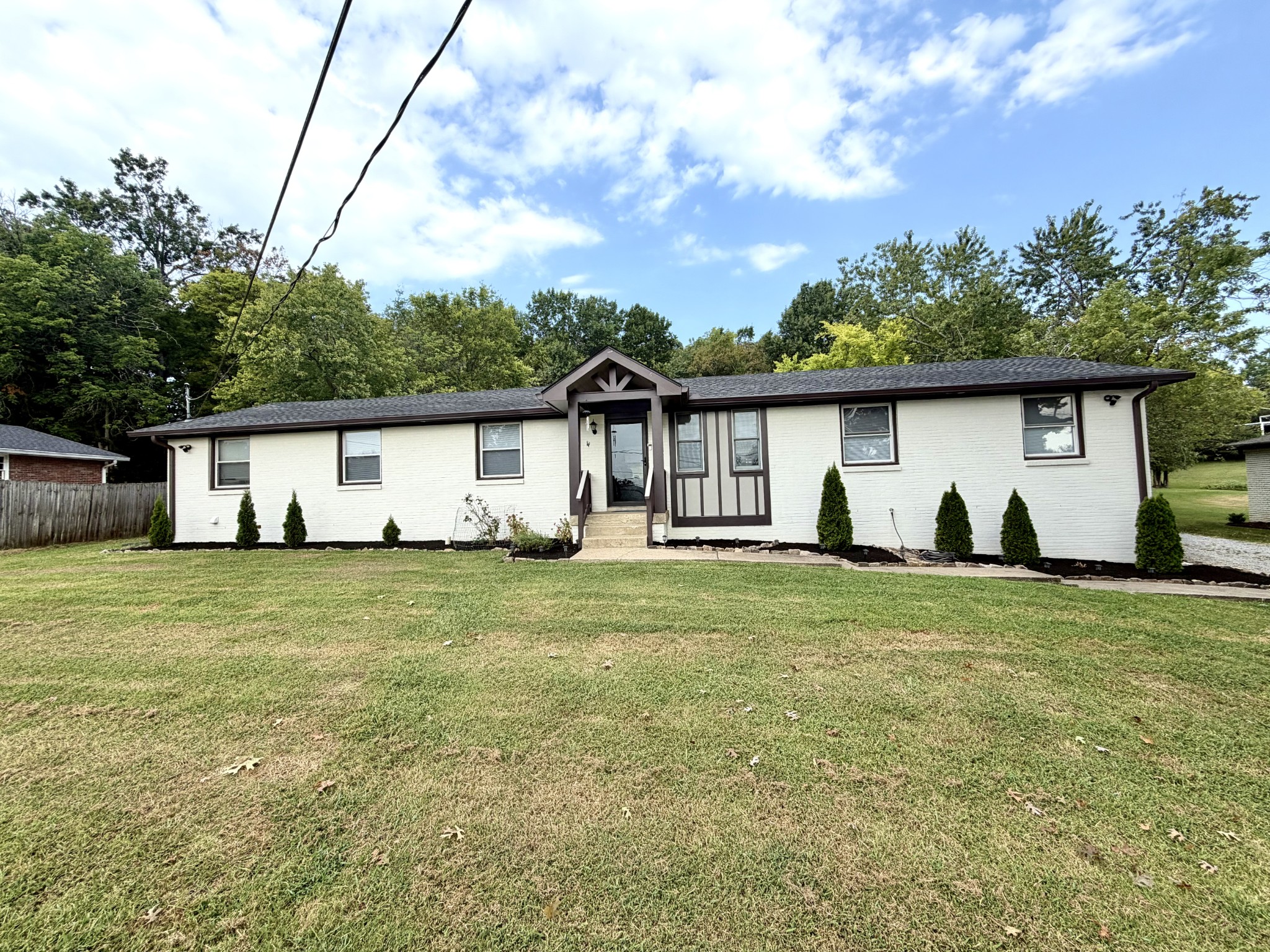 233 Riverwood Dr