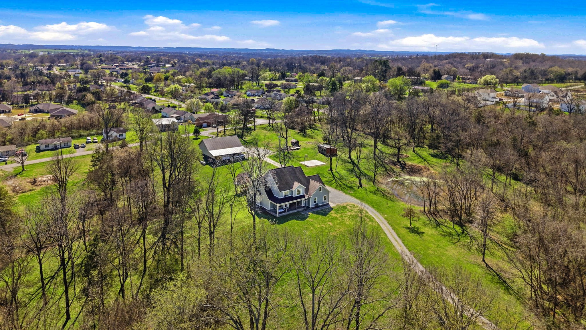 126 Laurelwood Dr