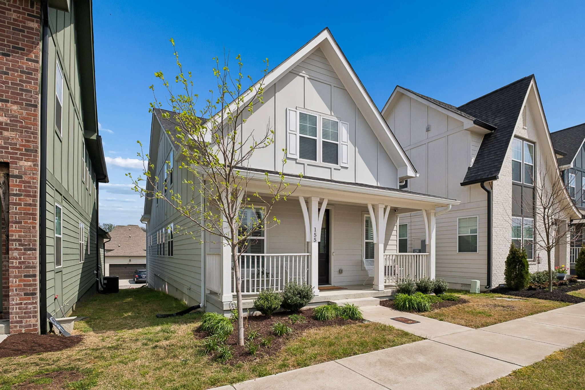 155 Oasis Dr