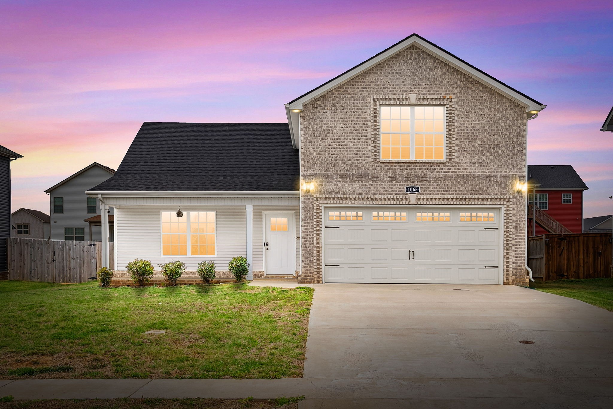 1065 Whitney Dr