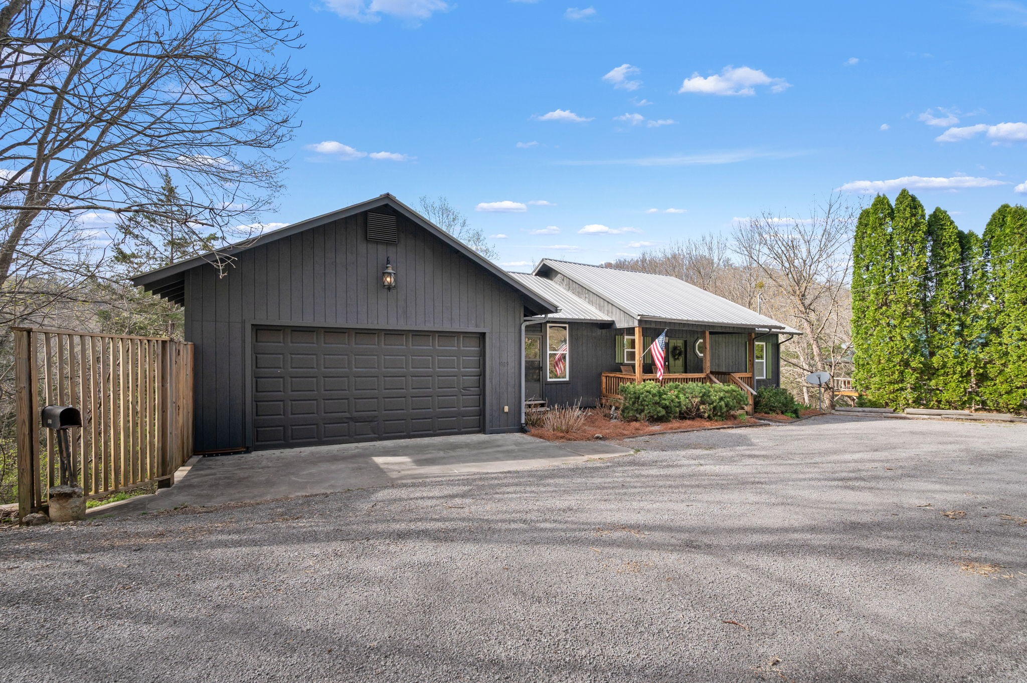 929 Old Casey Cove Rd
