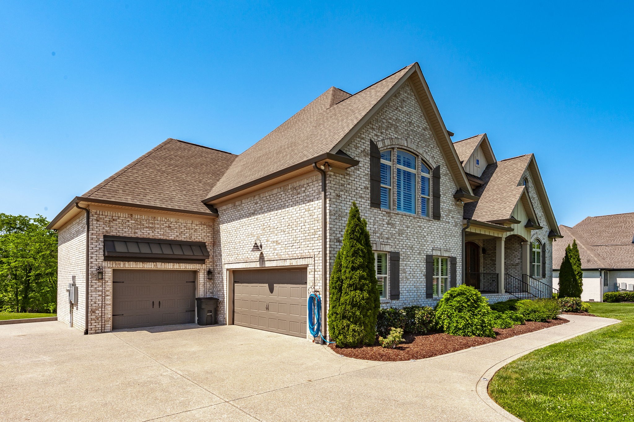 872 Douglas Bend Rd