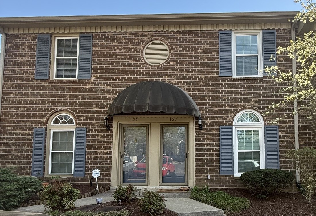 127 Lakebrink Dr