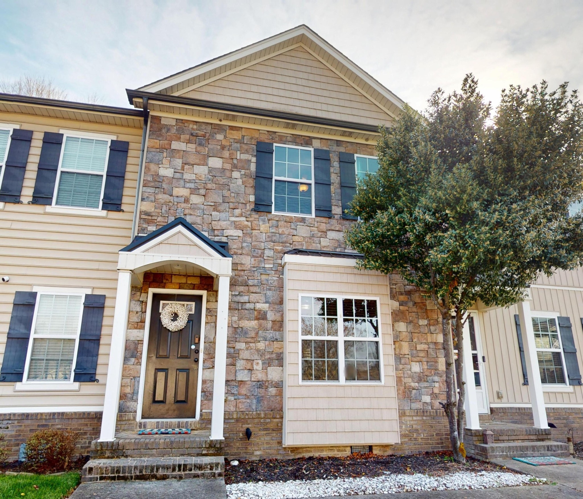 1223 Angie Lane, NE