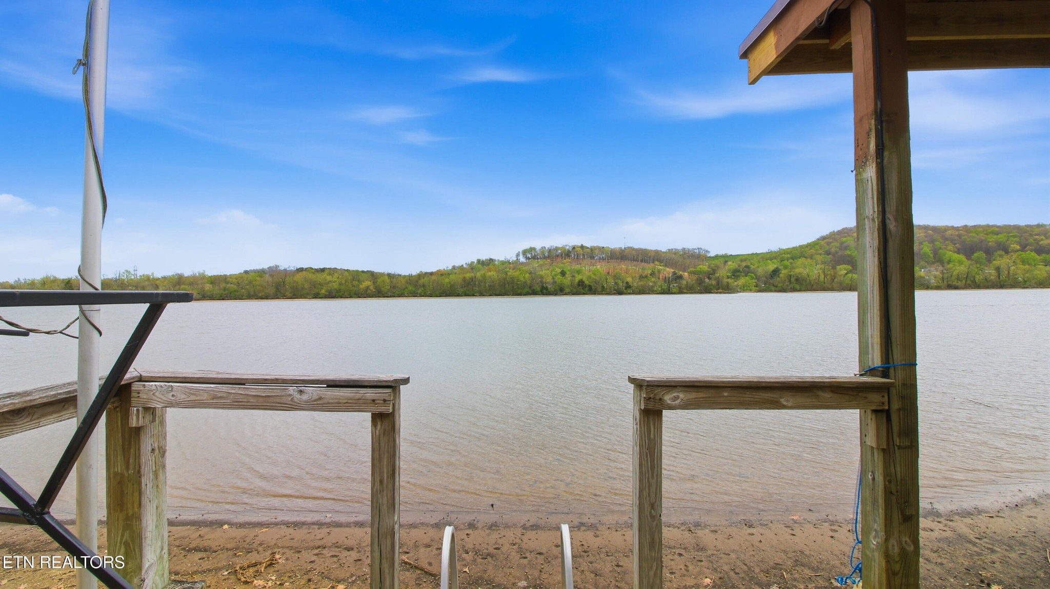 269 Lakeshore Vista Drive