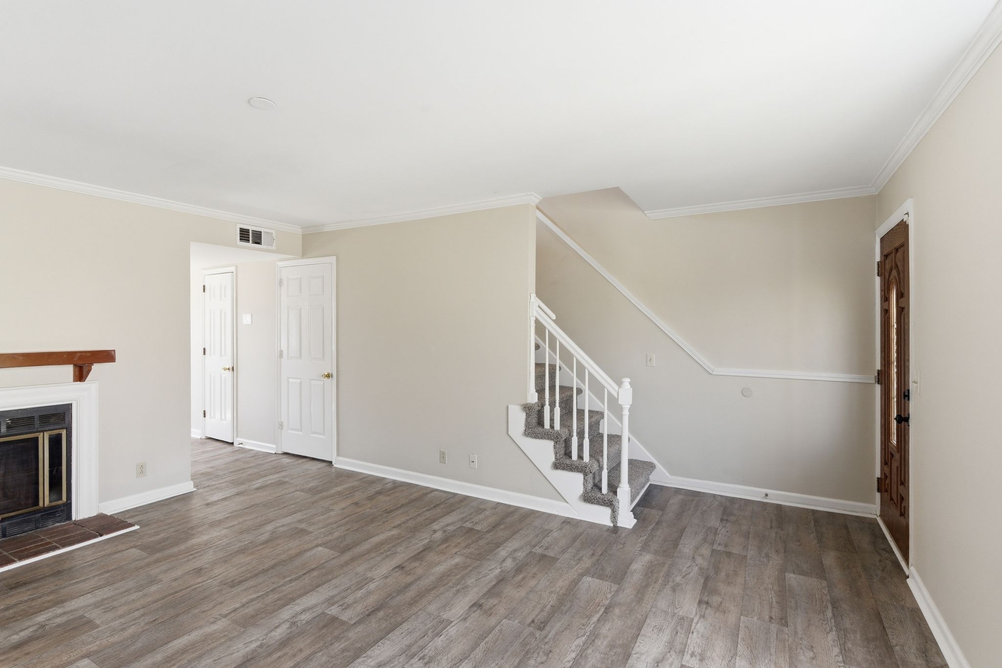 413 Oak Forge Dr