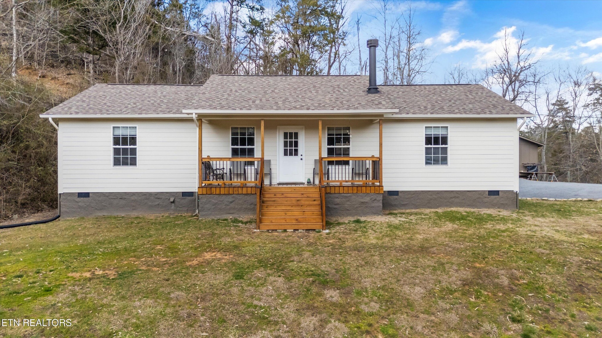 393 Lane Hollow Rd