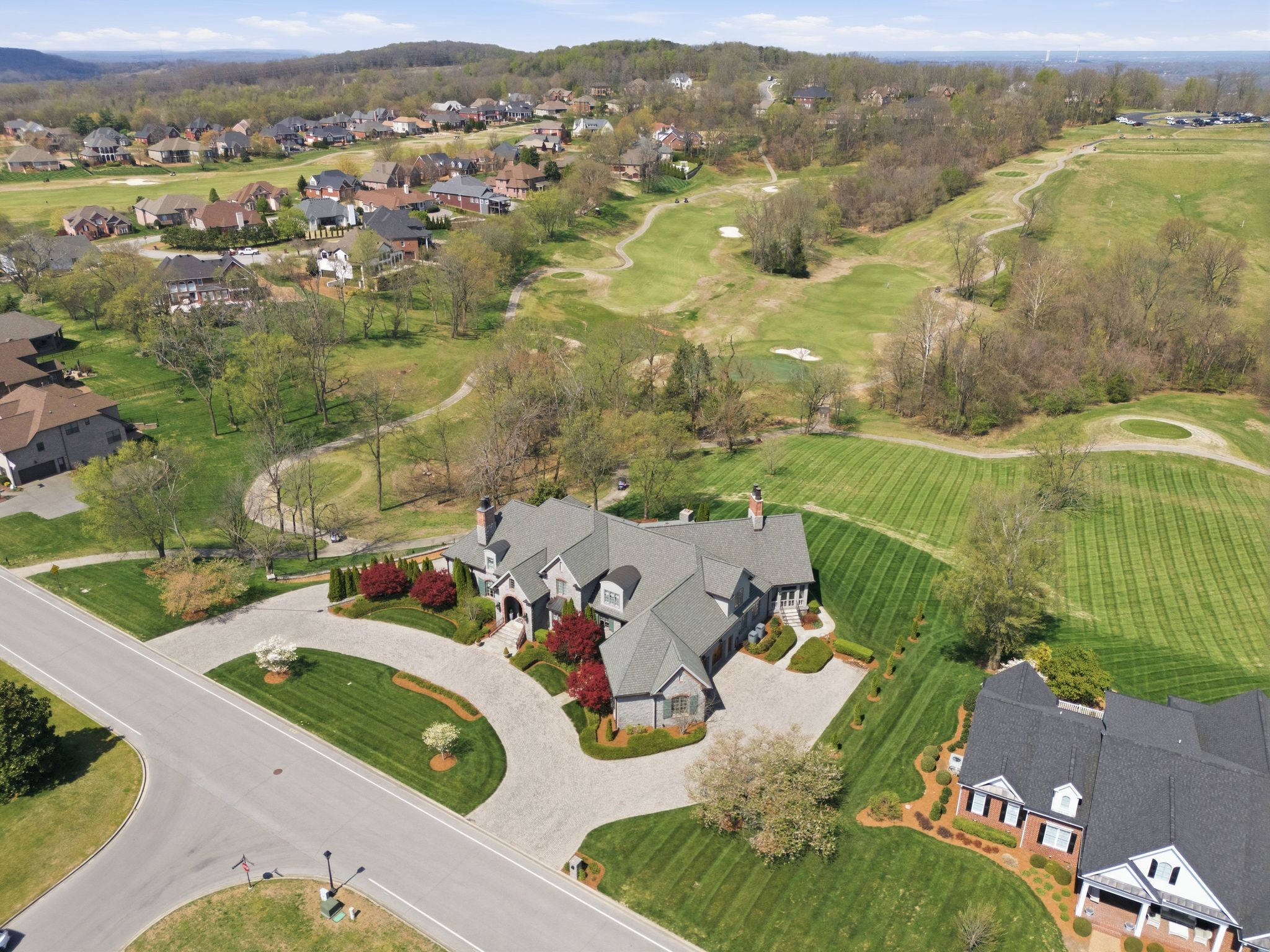 517 Ridgecrest Ln
