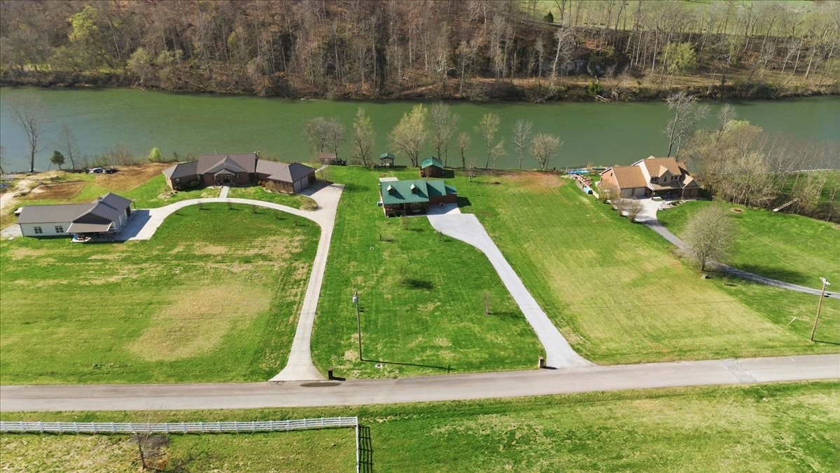 854 Holston Shores Dr