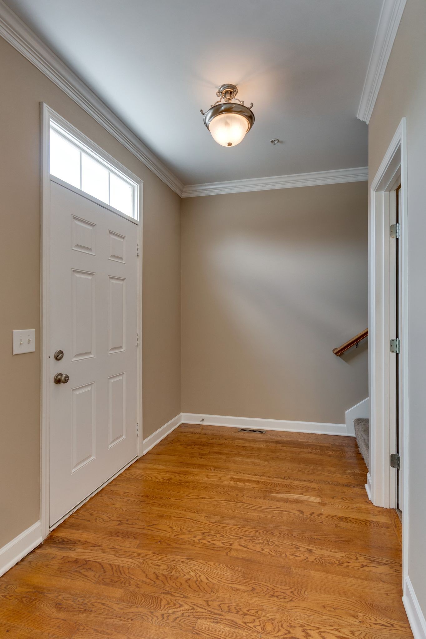 3041 Newport Valley Circle