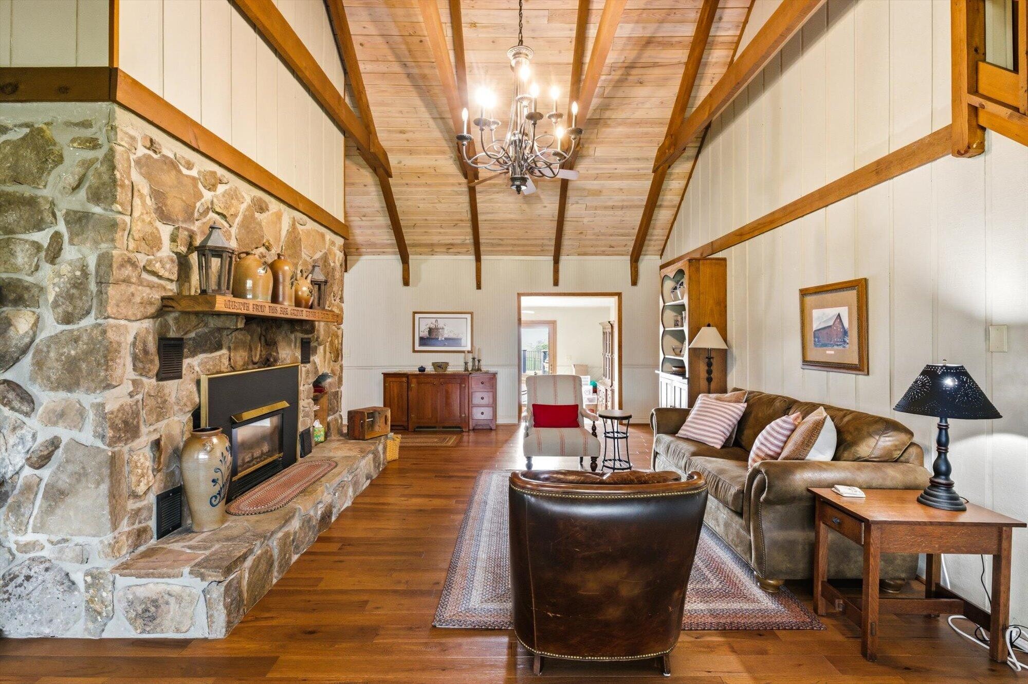 209 County Road 576