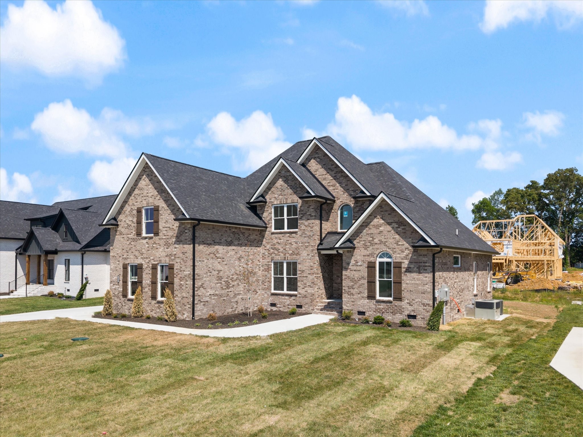 2817 Canfield Dr