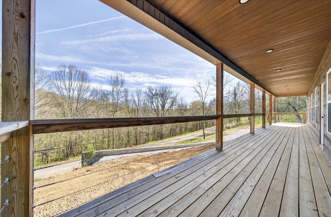 190 Park Dr