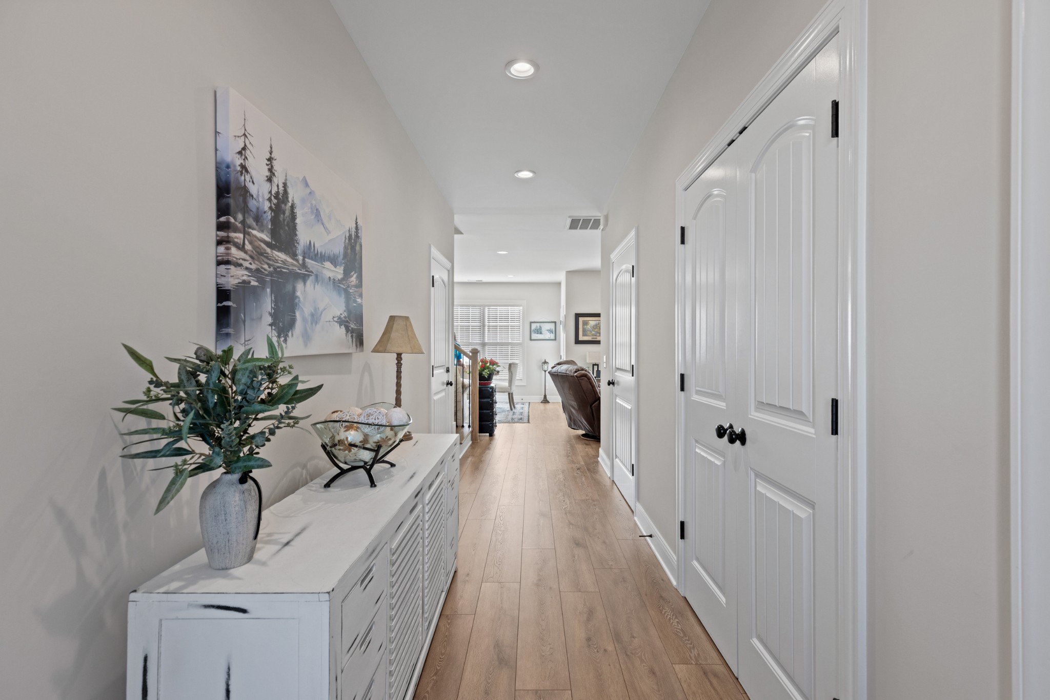 1147 Malinda Ln
