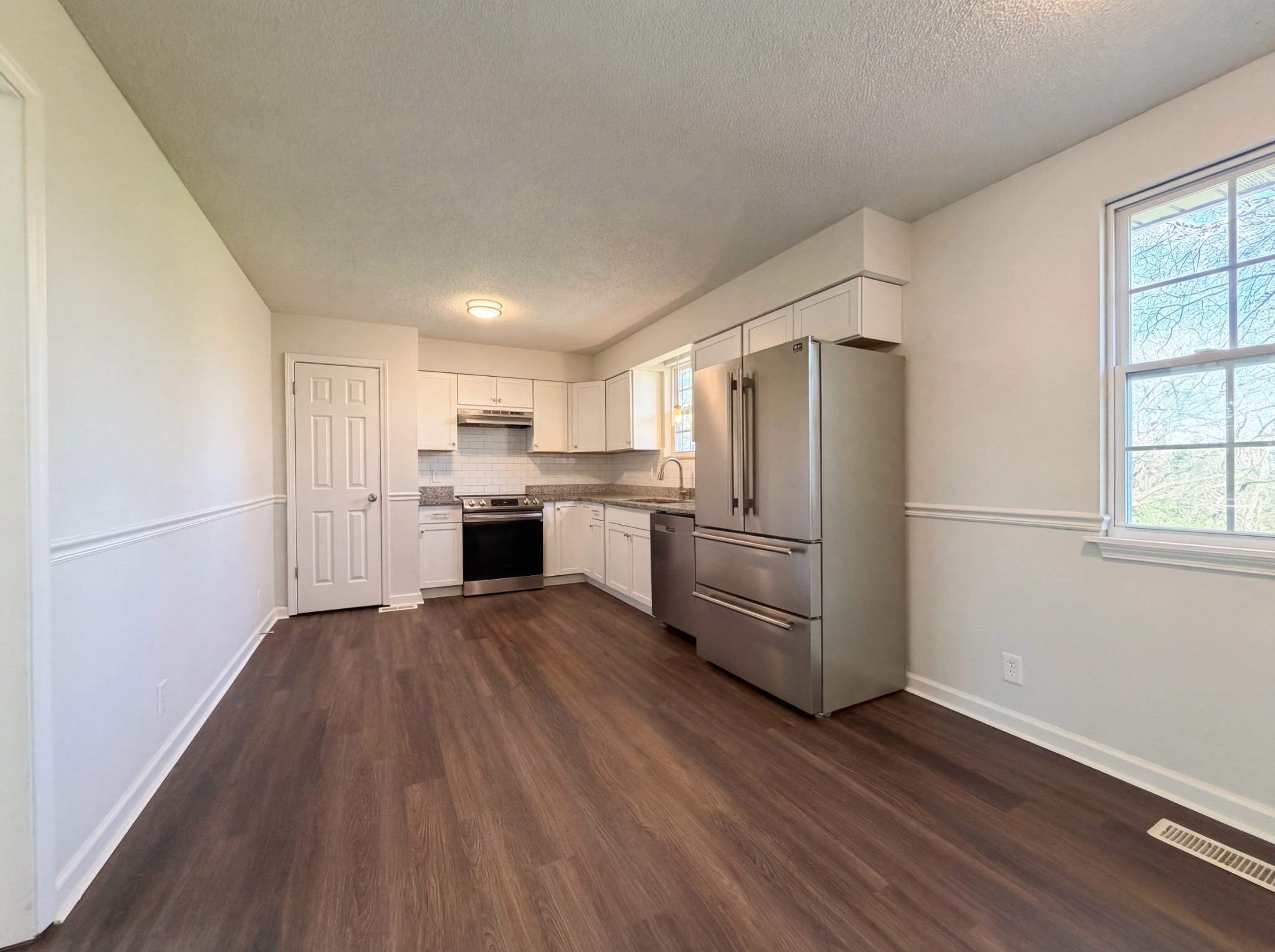 5148 Roxborough Dr
