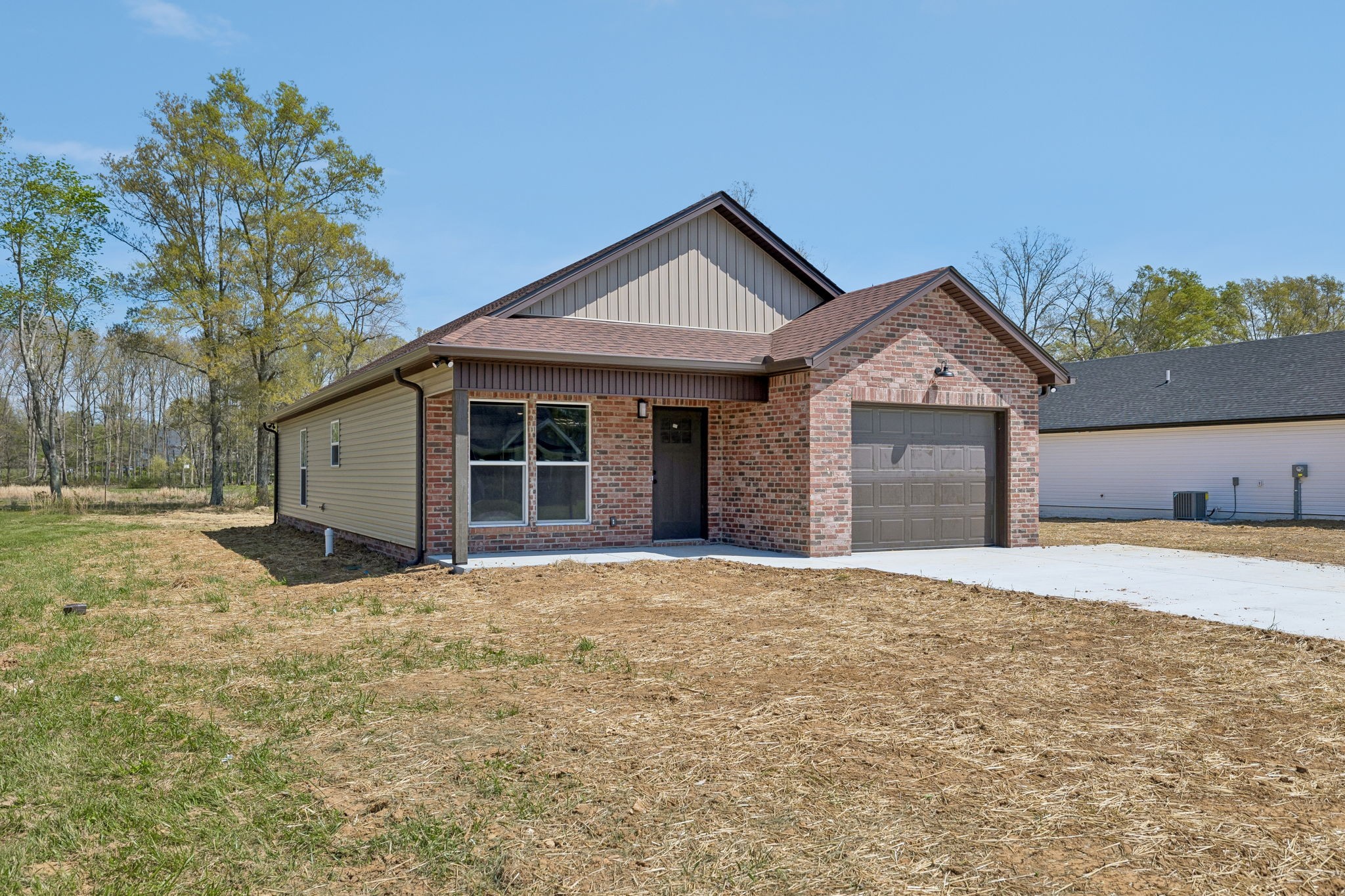 242 Green Meadow Dr
