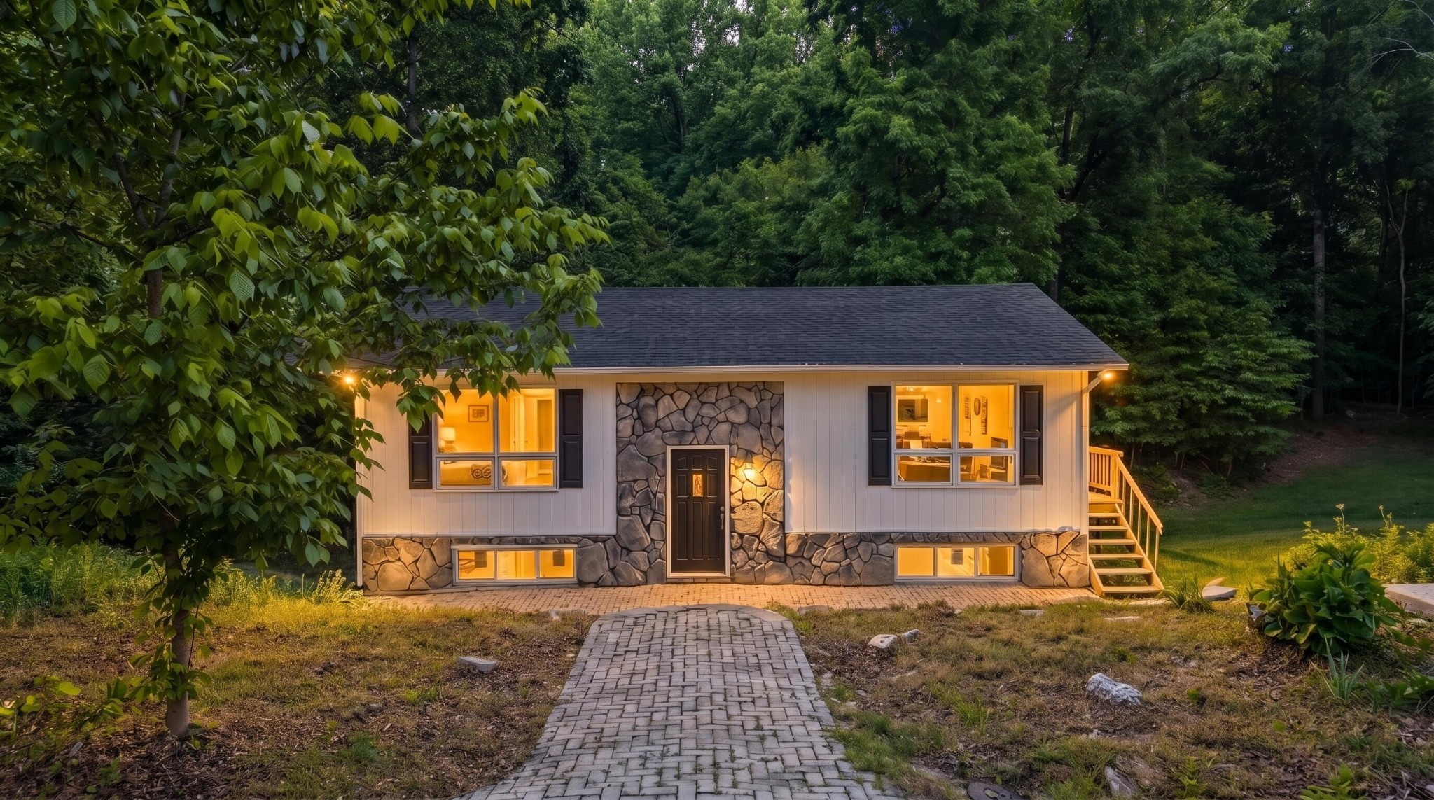 134 Canary Drive, NW