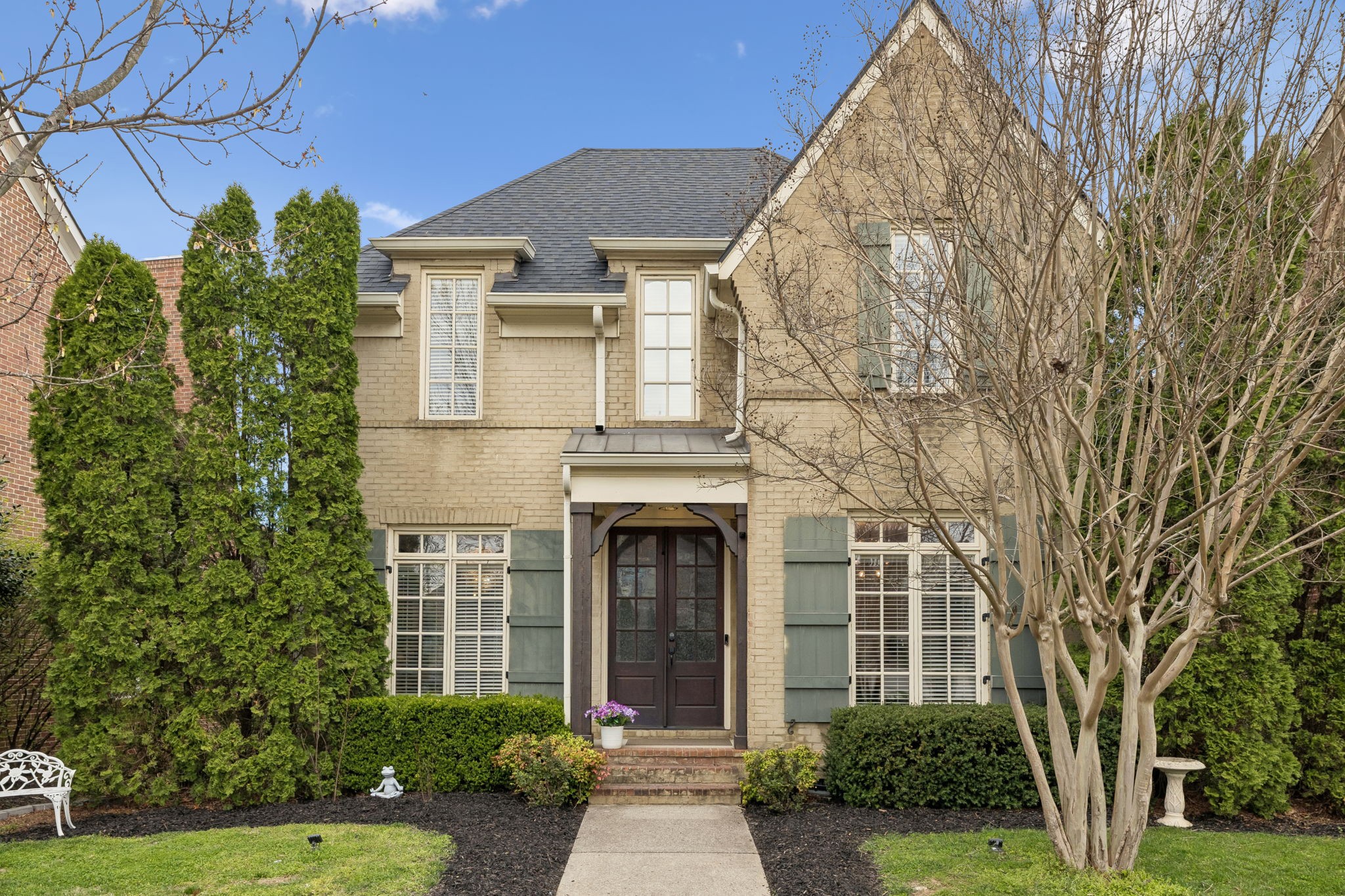 2944 Americus Dr
