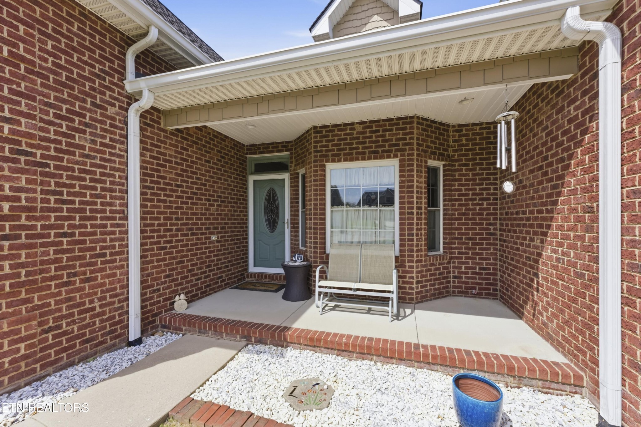 48 Saddle Brook Lane