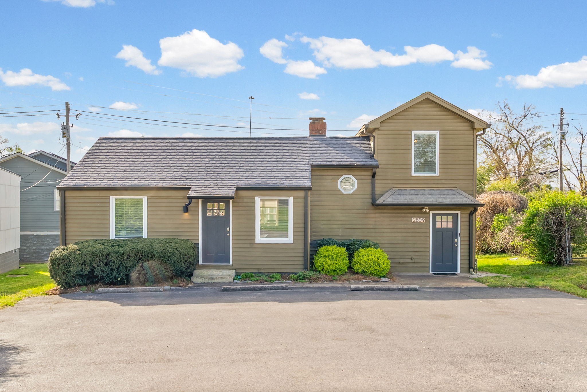 2809 Azalea Pl
