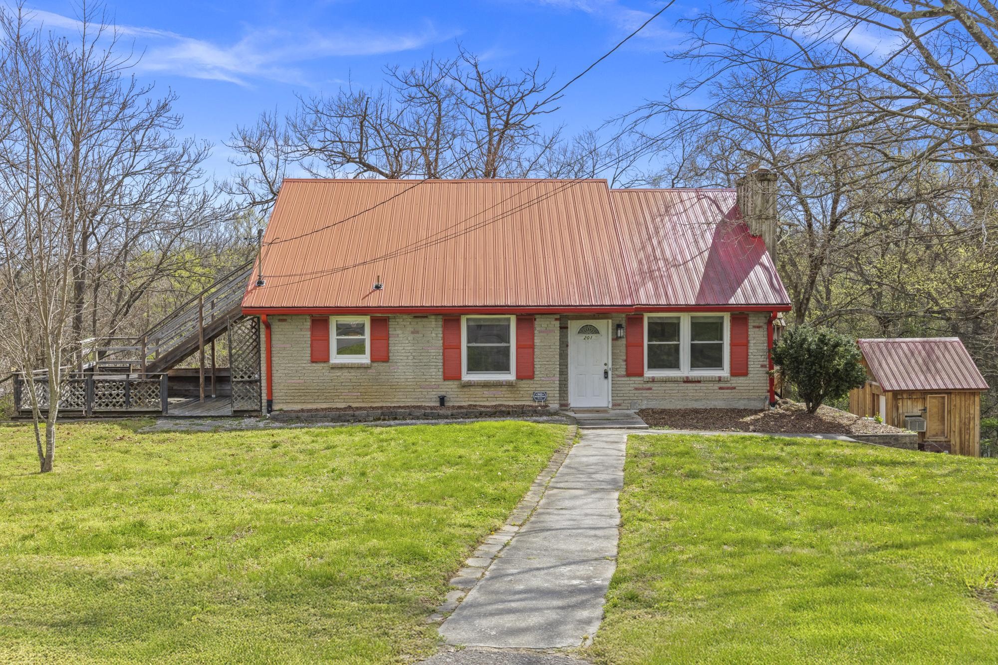 201 Raywood Ct