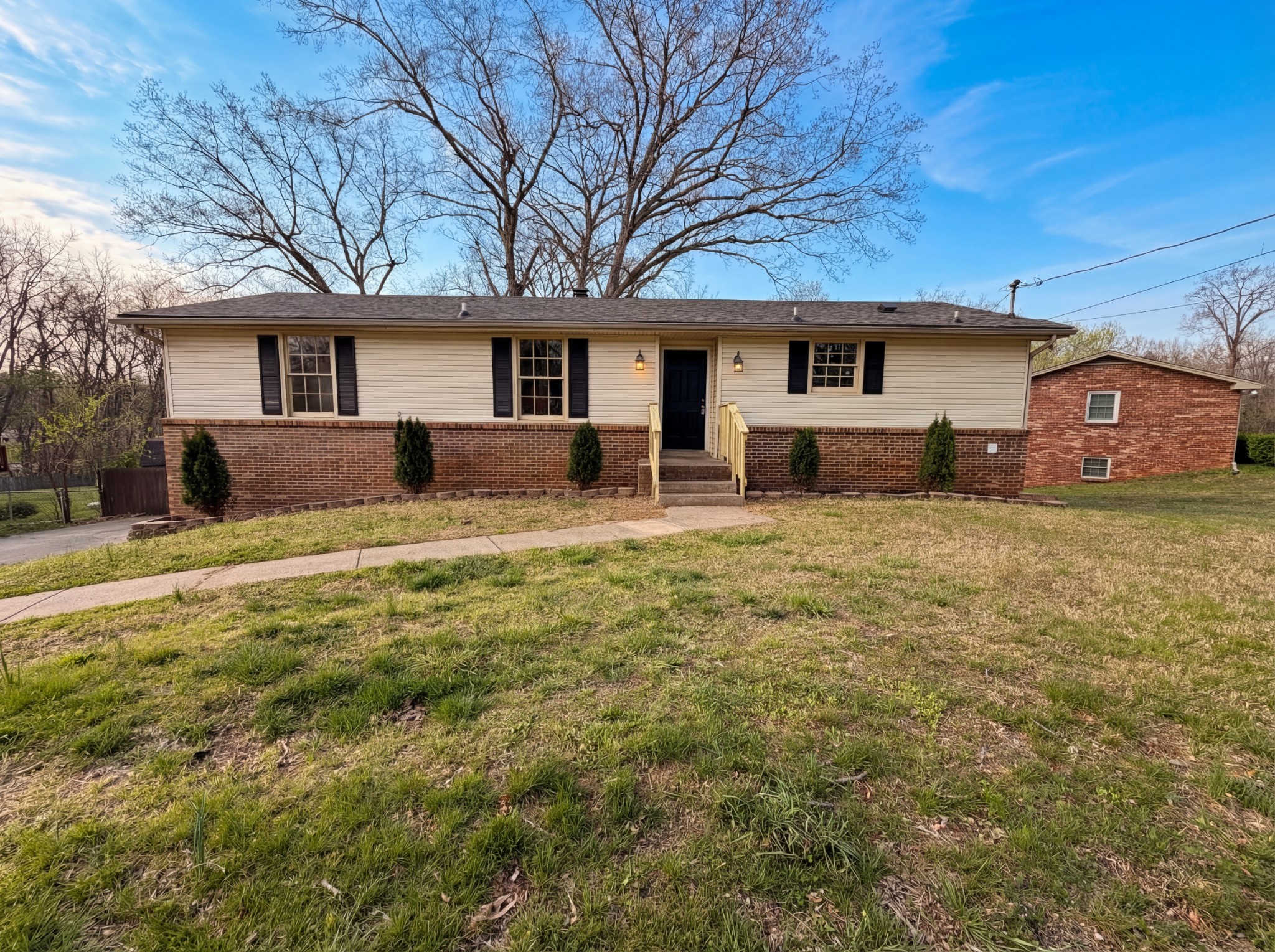 435 Victory Rd