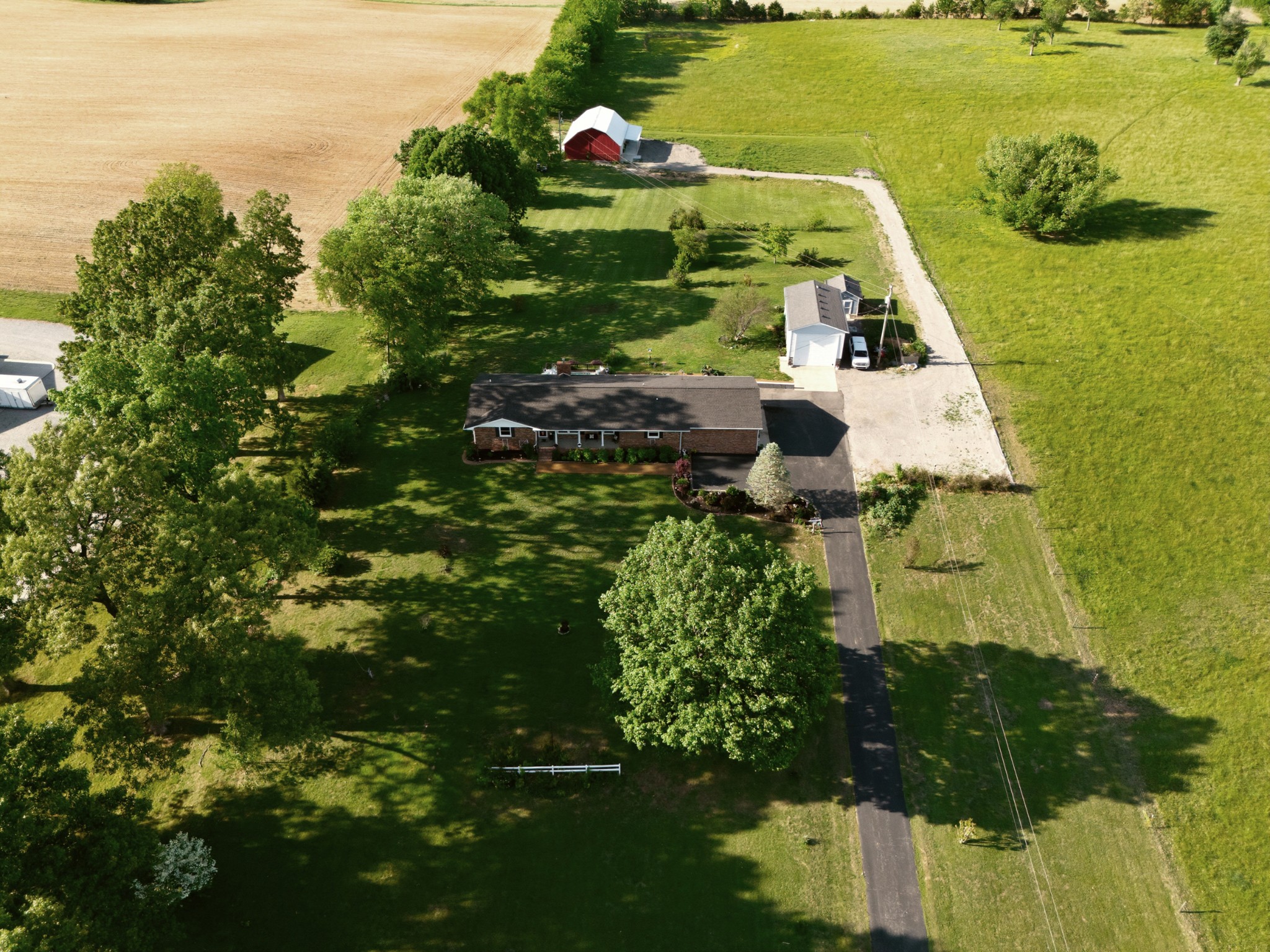 5843 Highway 41, N
