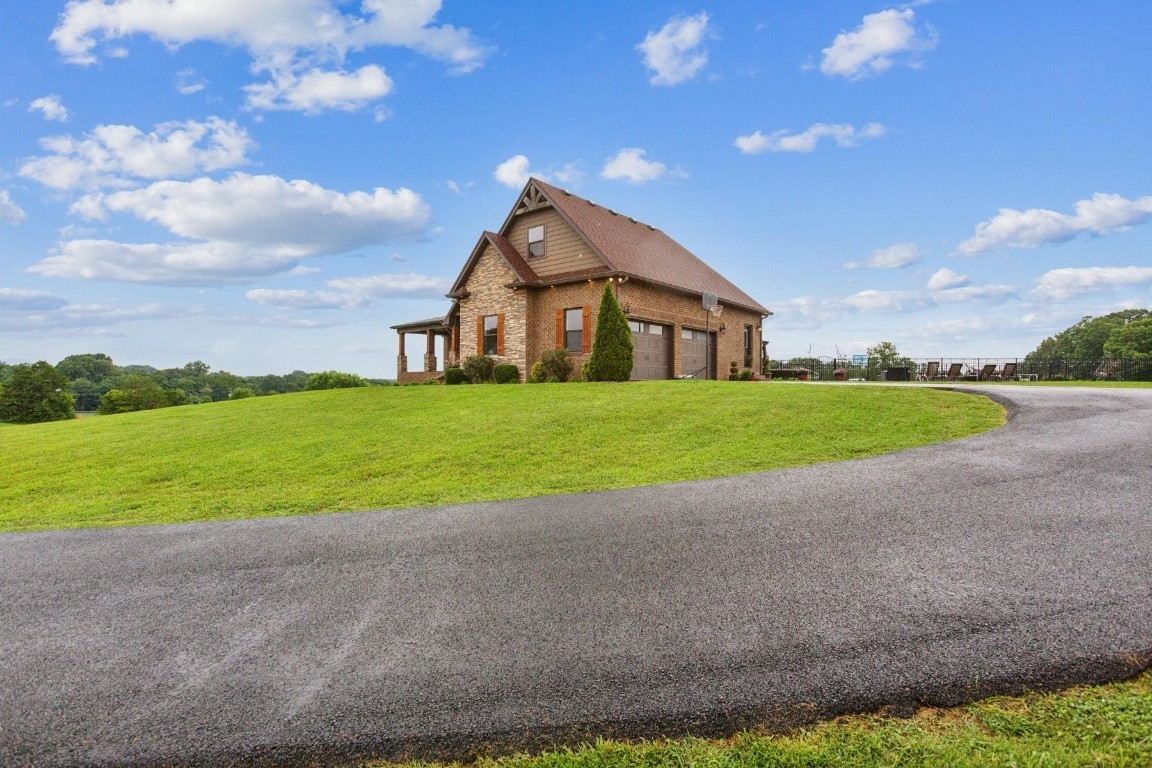 215 George Akins Rd