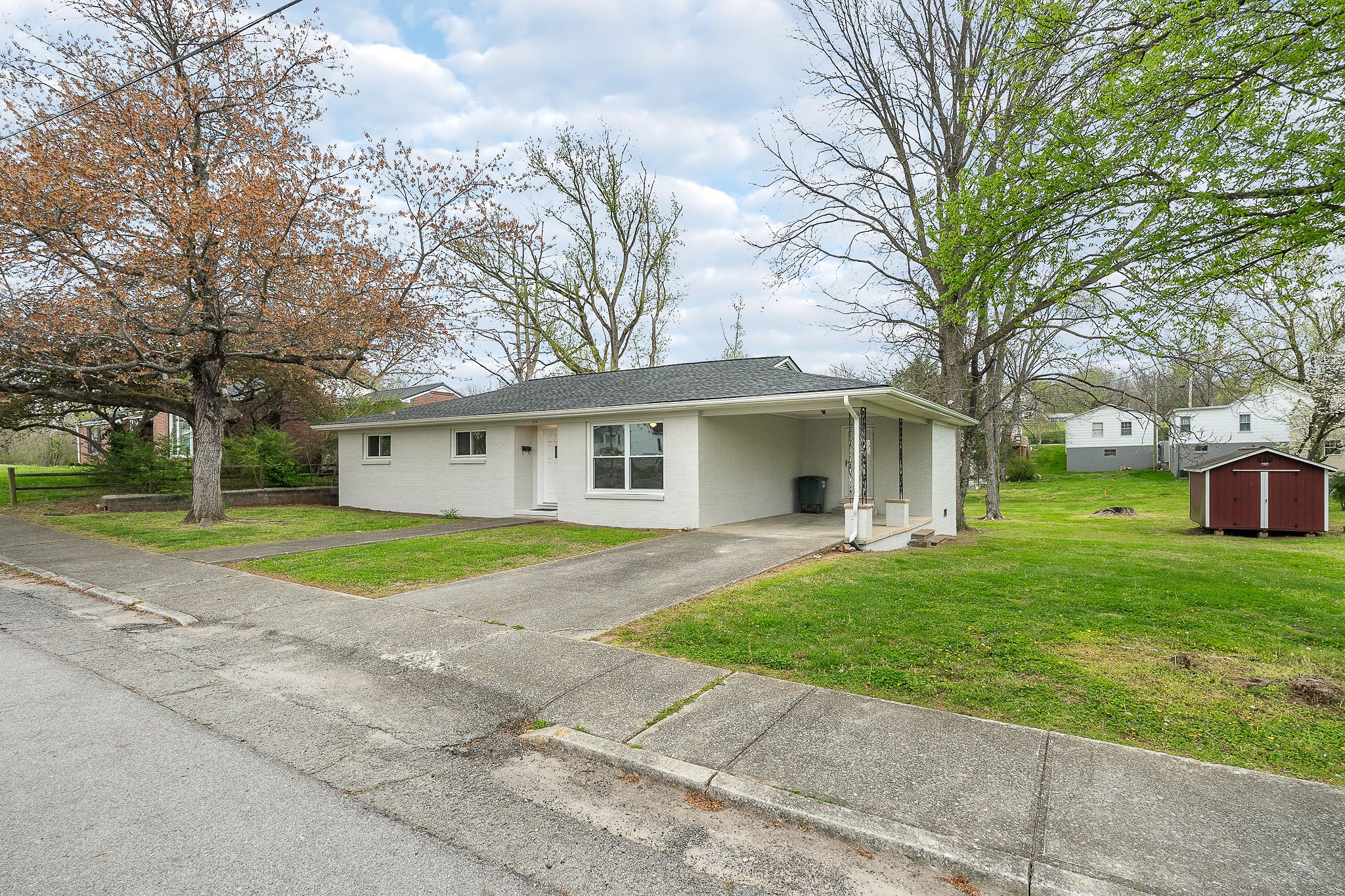 106 N Main St