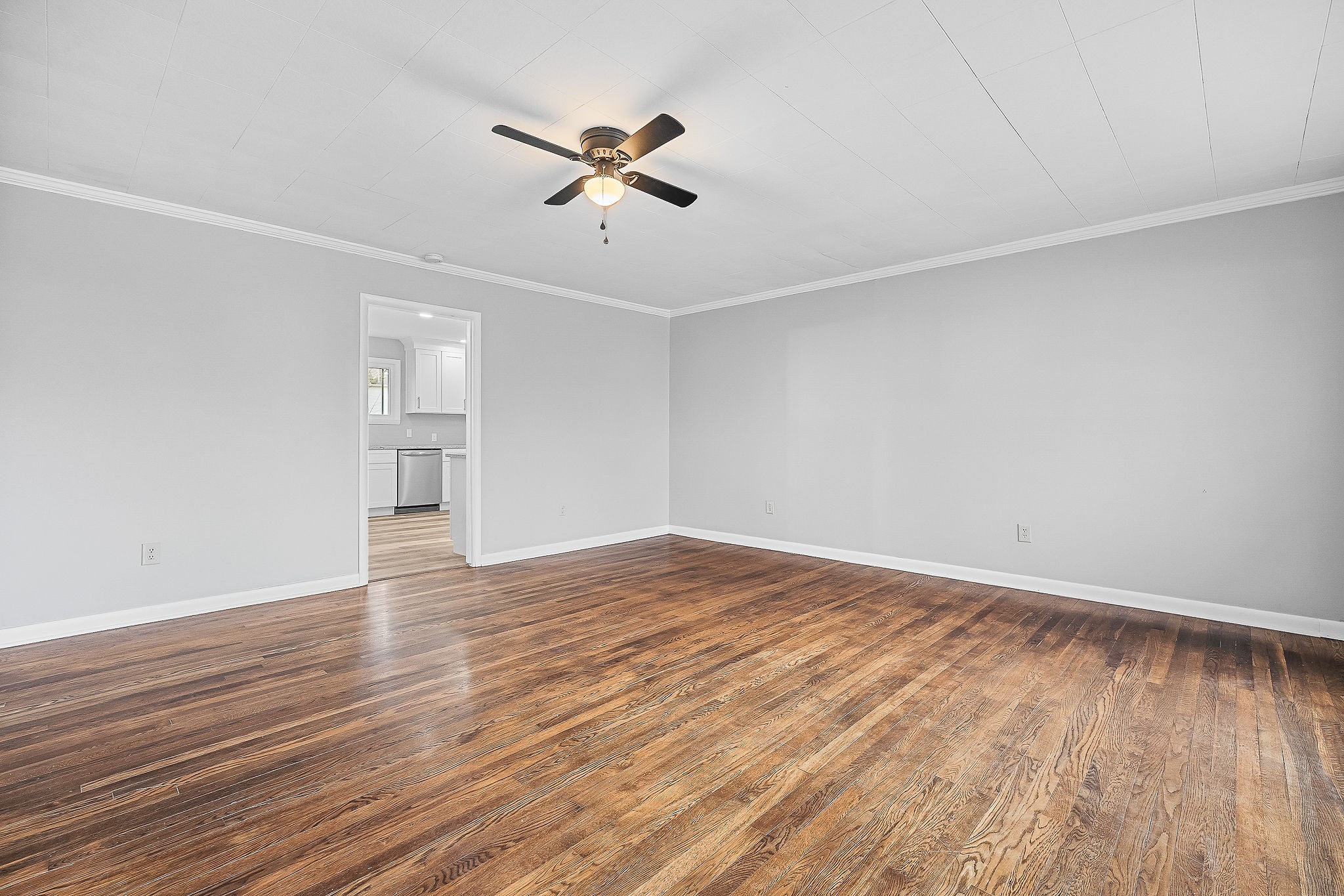 106 N Main St