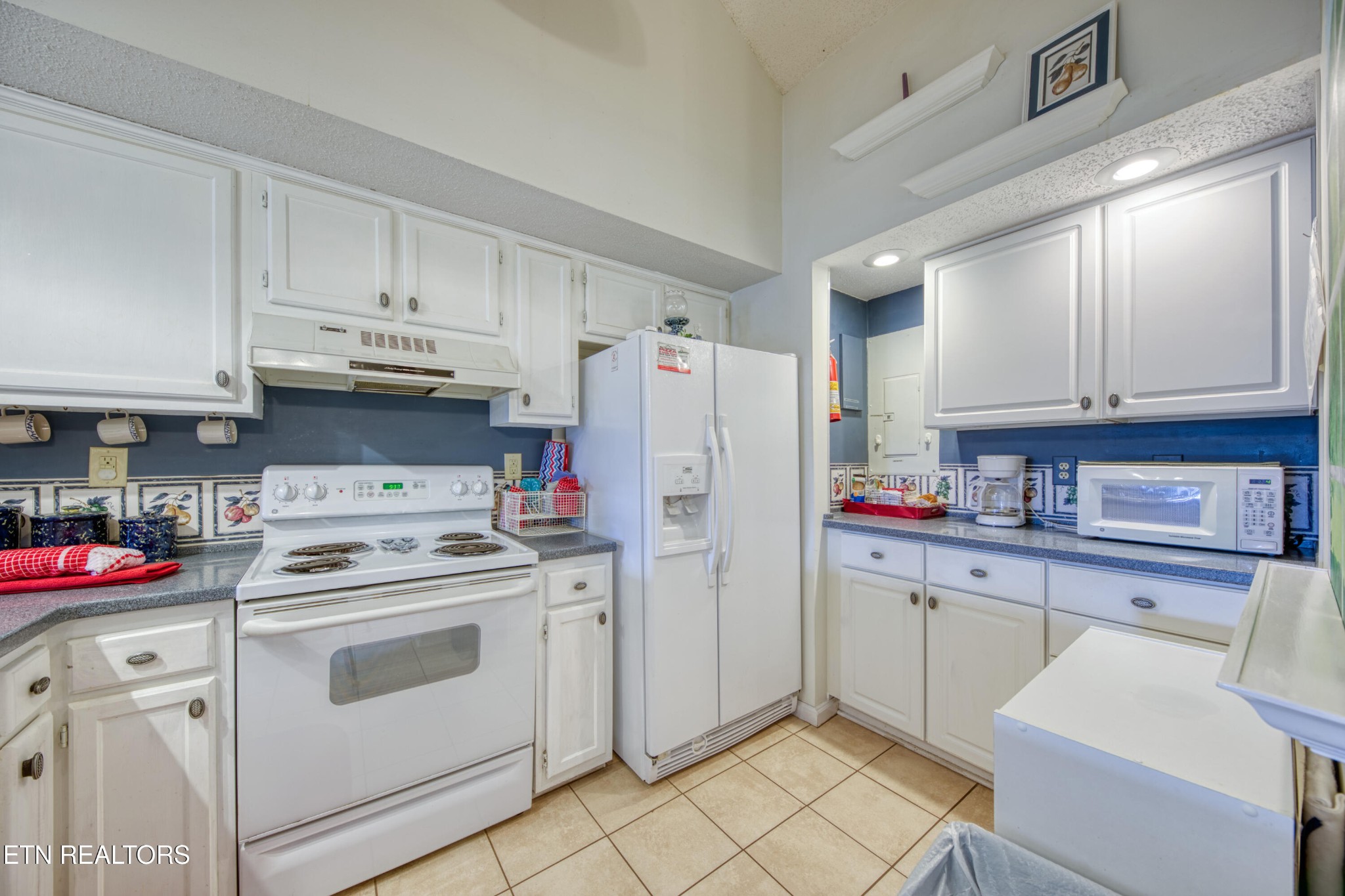 1155 Upper Alpine Way