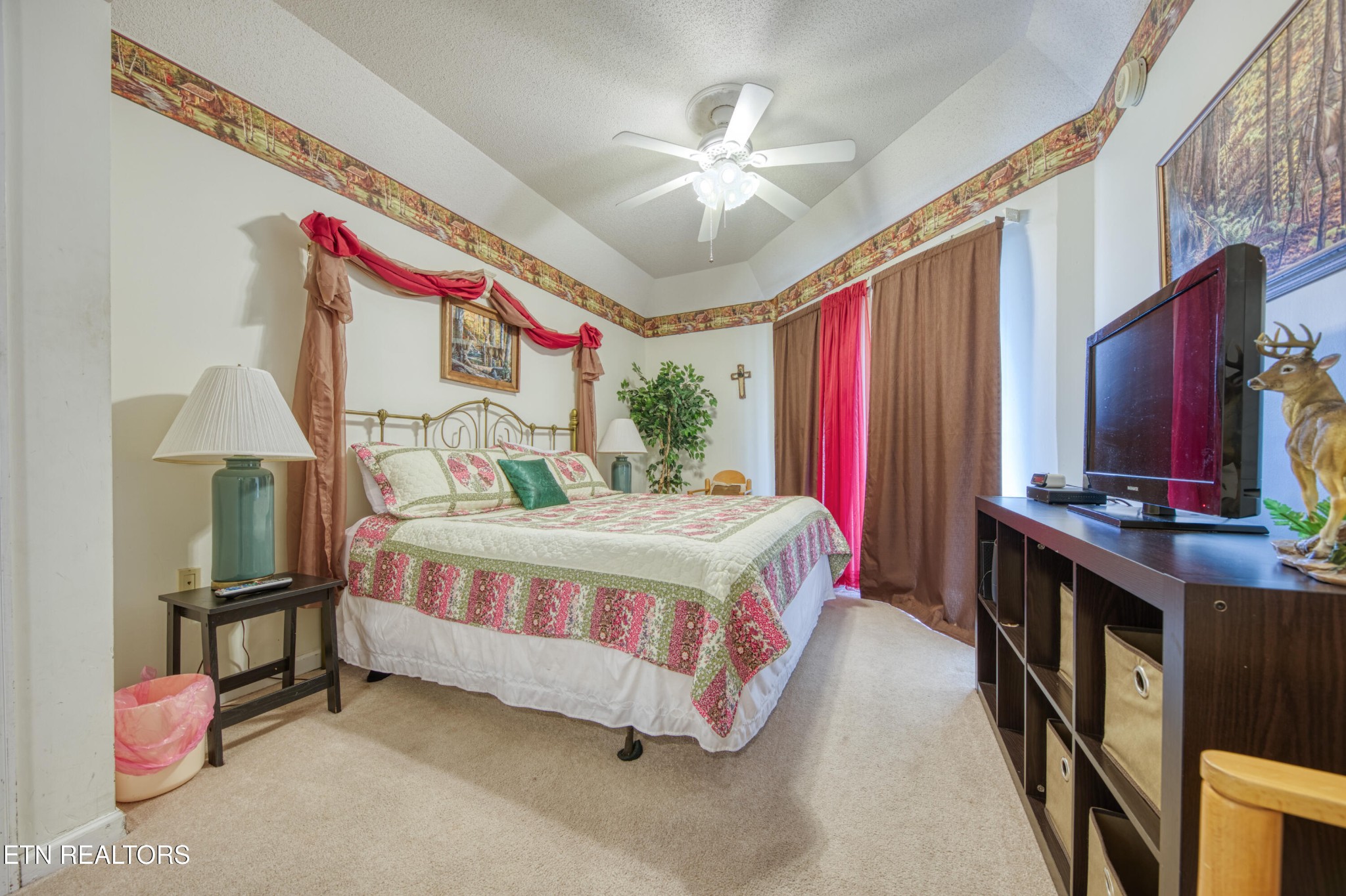 1155 Upper Alpine Way