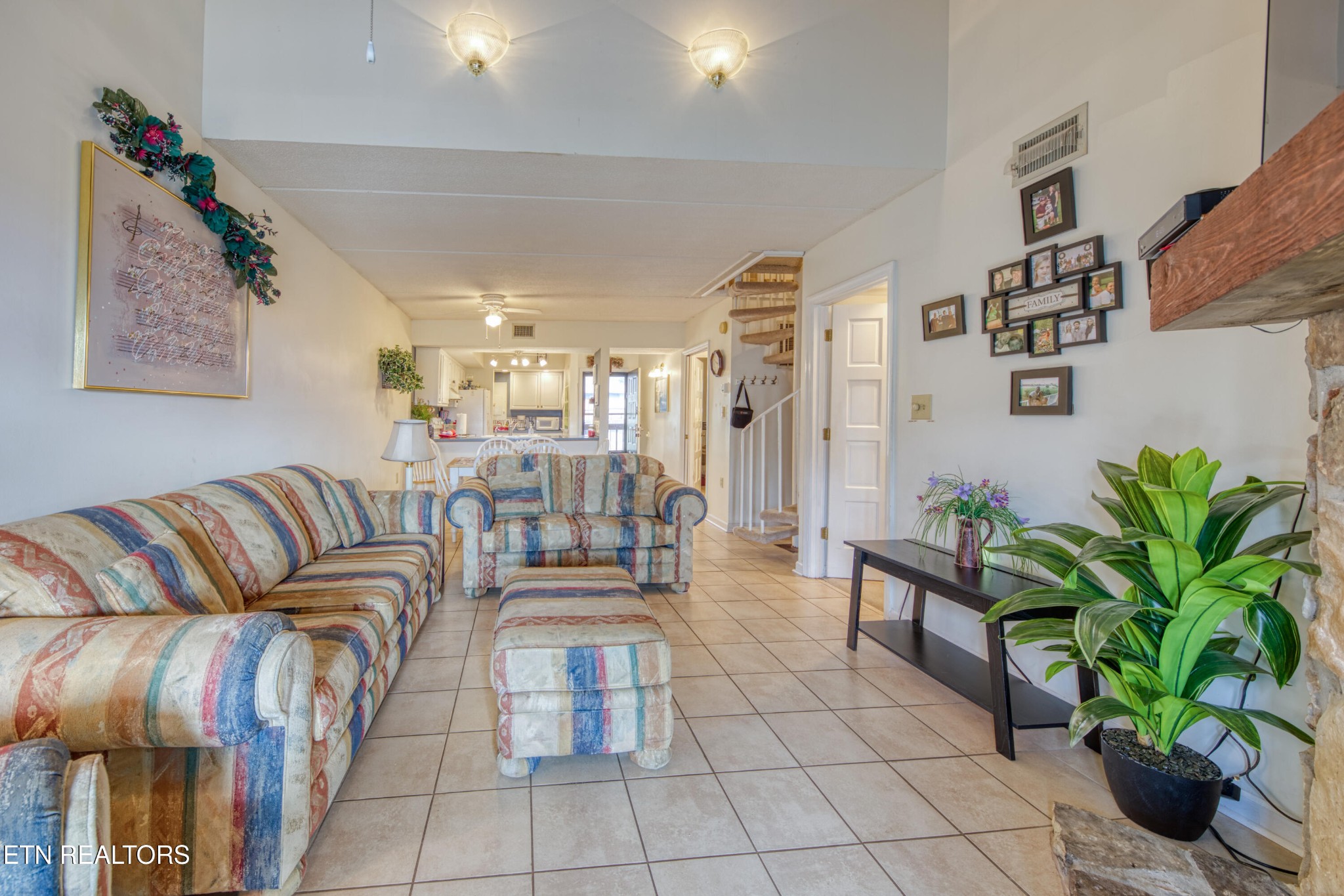 1155 Upper Alpine Way