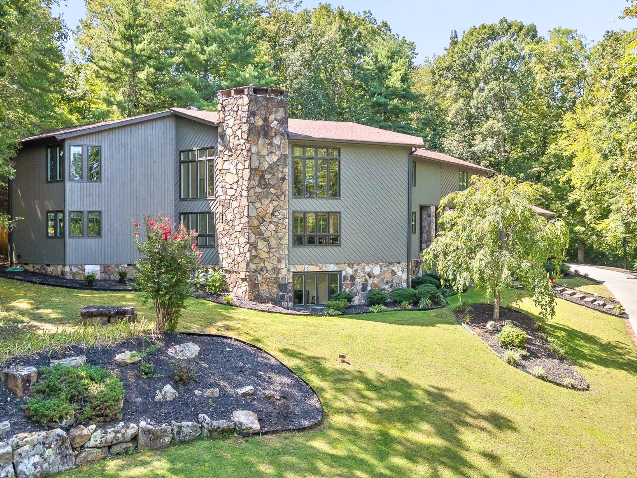 1108 W River Hills Drive