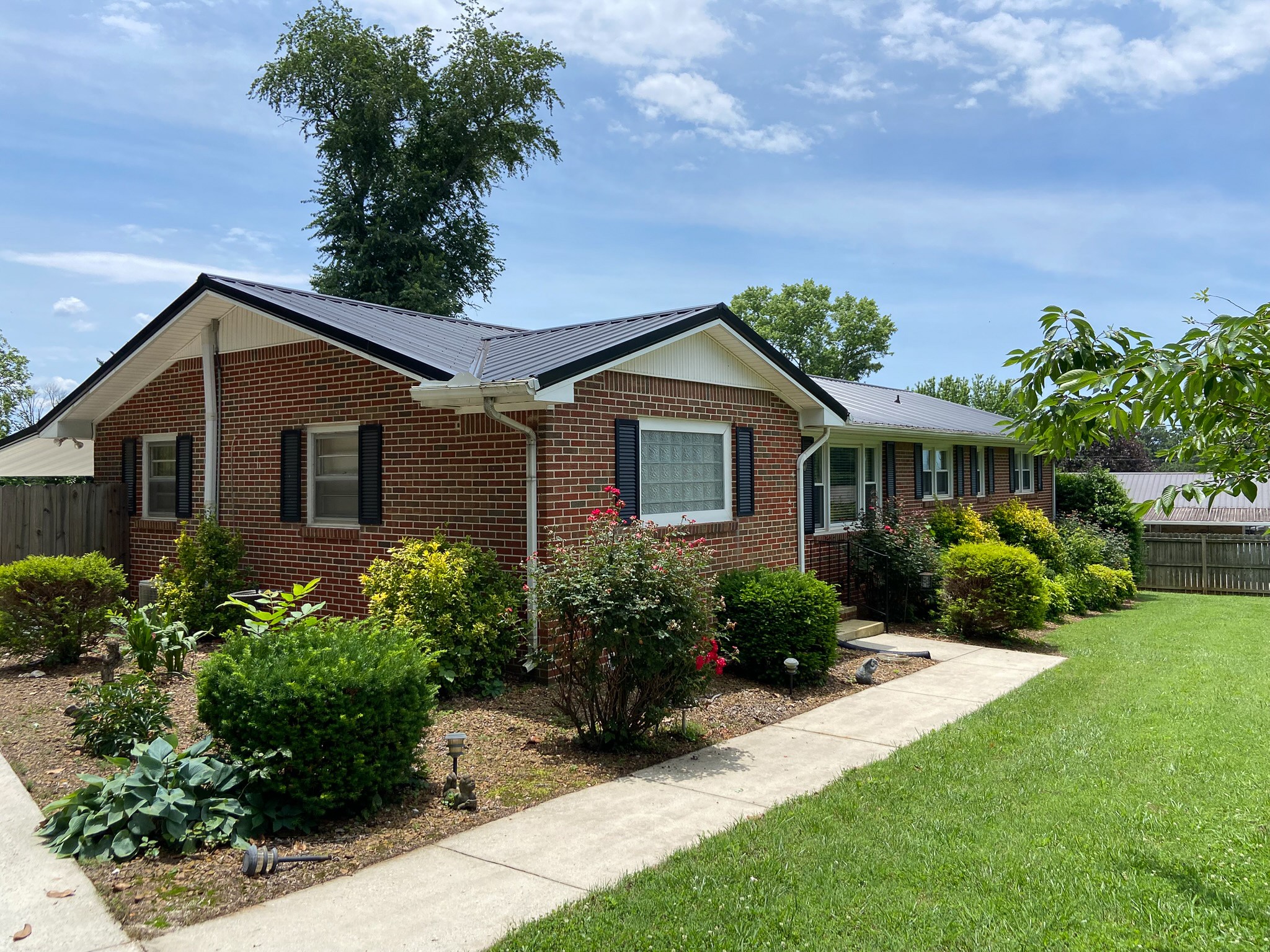 44 Houghton Dr