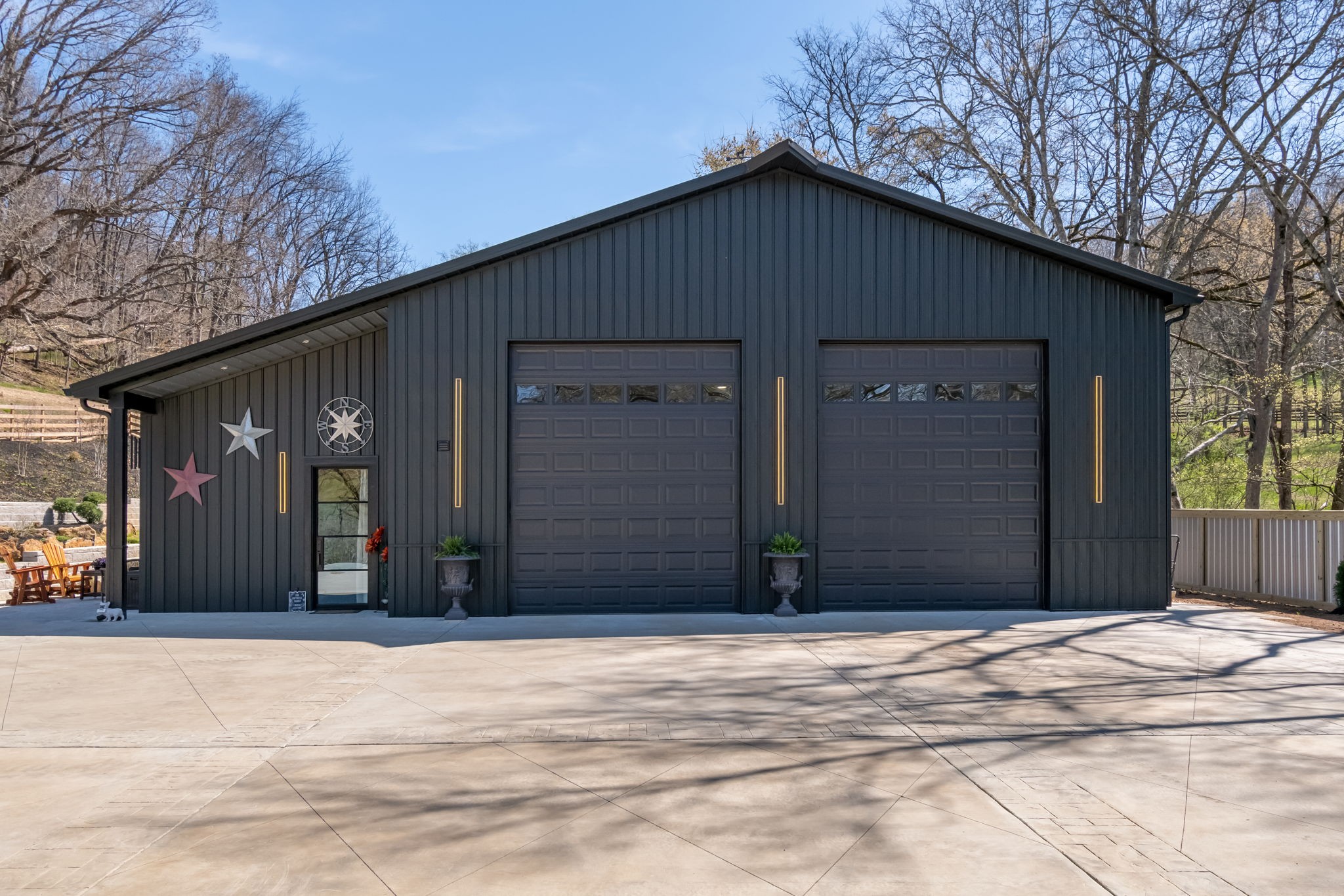 2896 Fly Rd