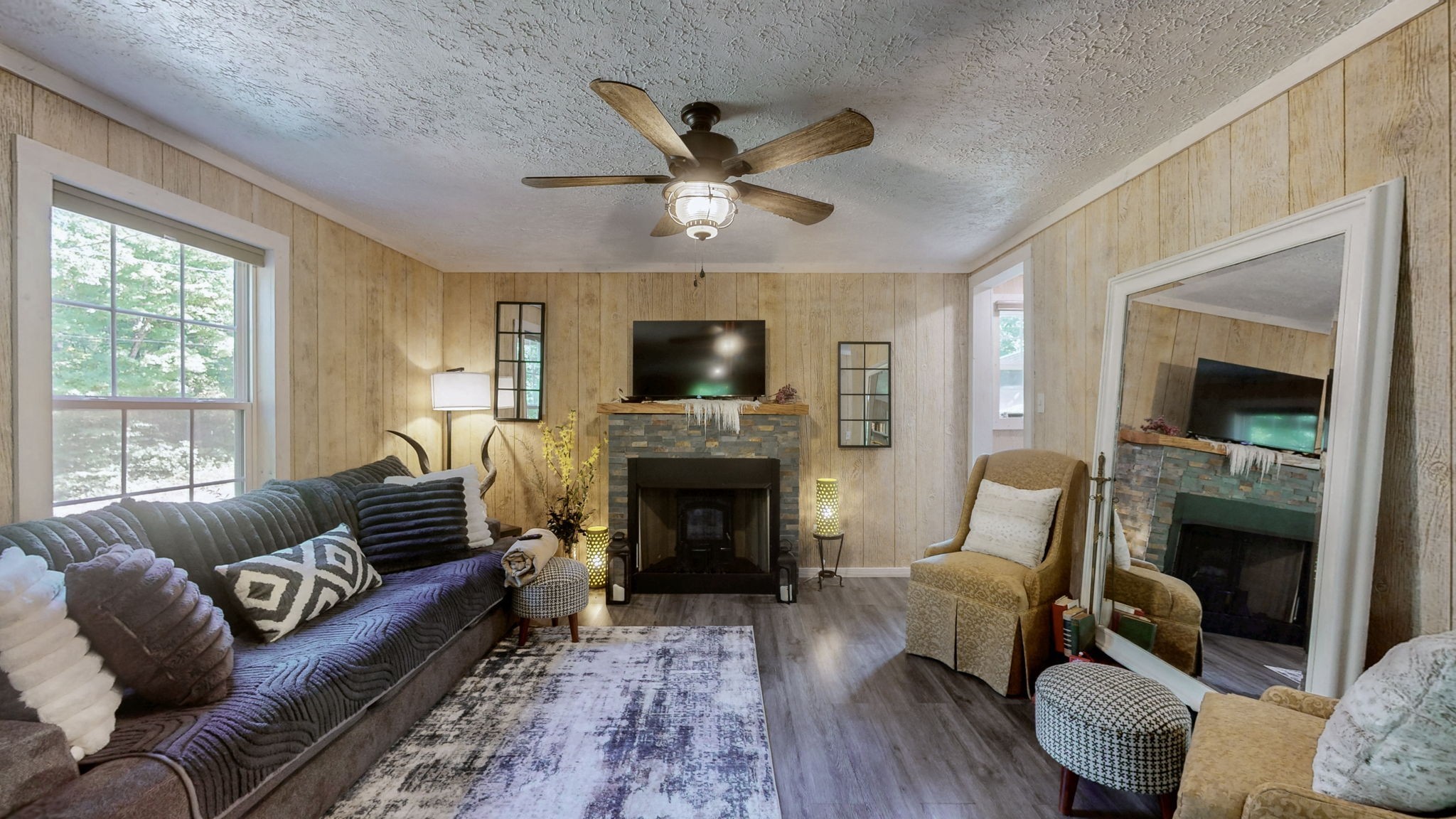 317 McDuff Ln