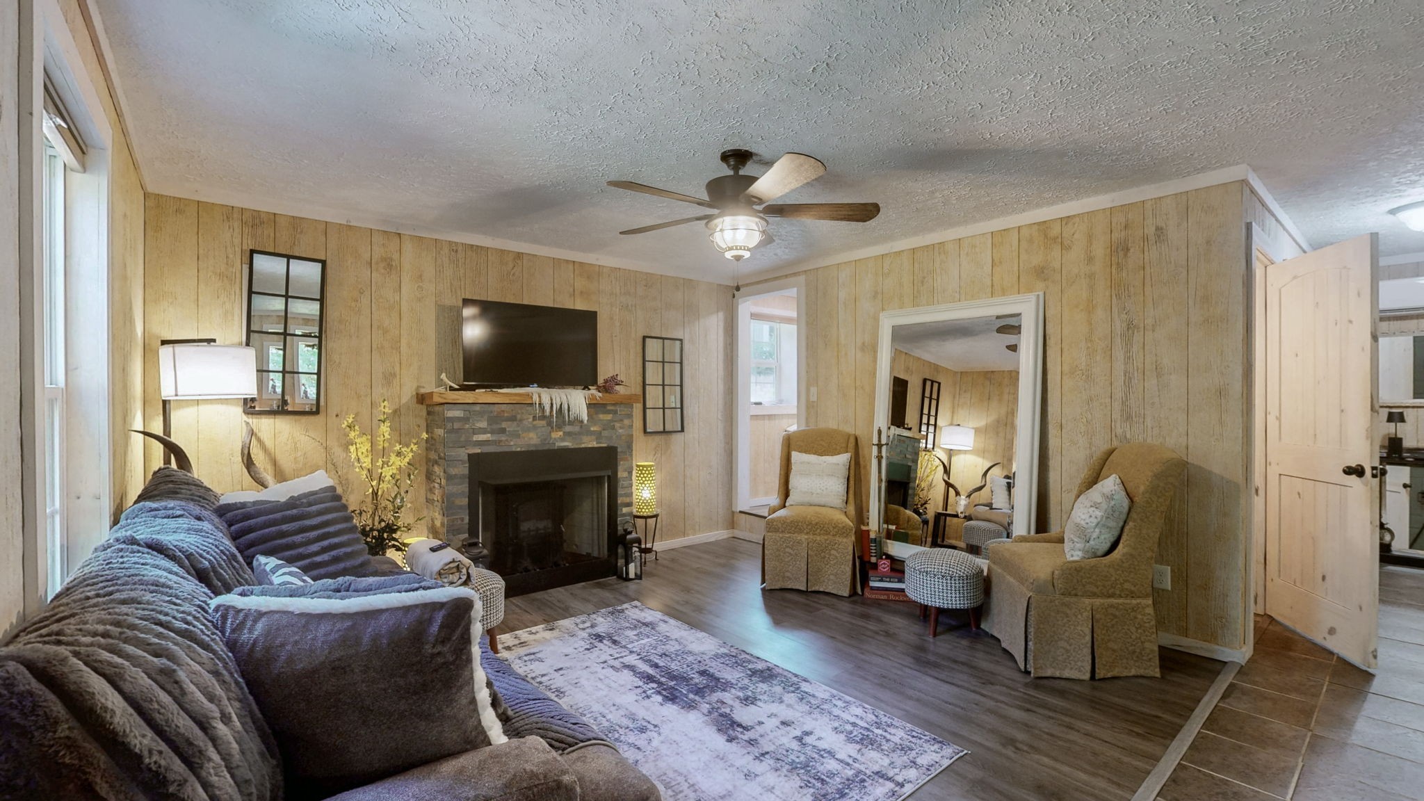 317 McDuff Ln
