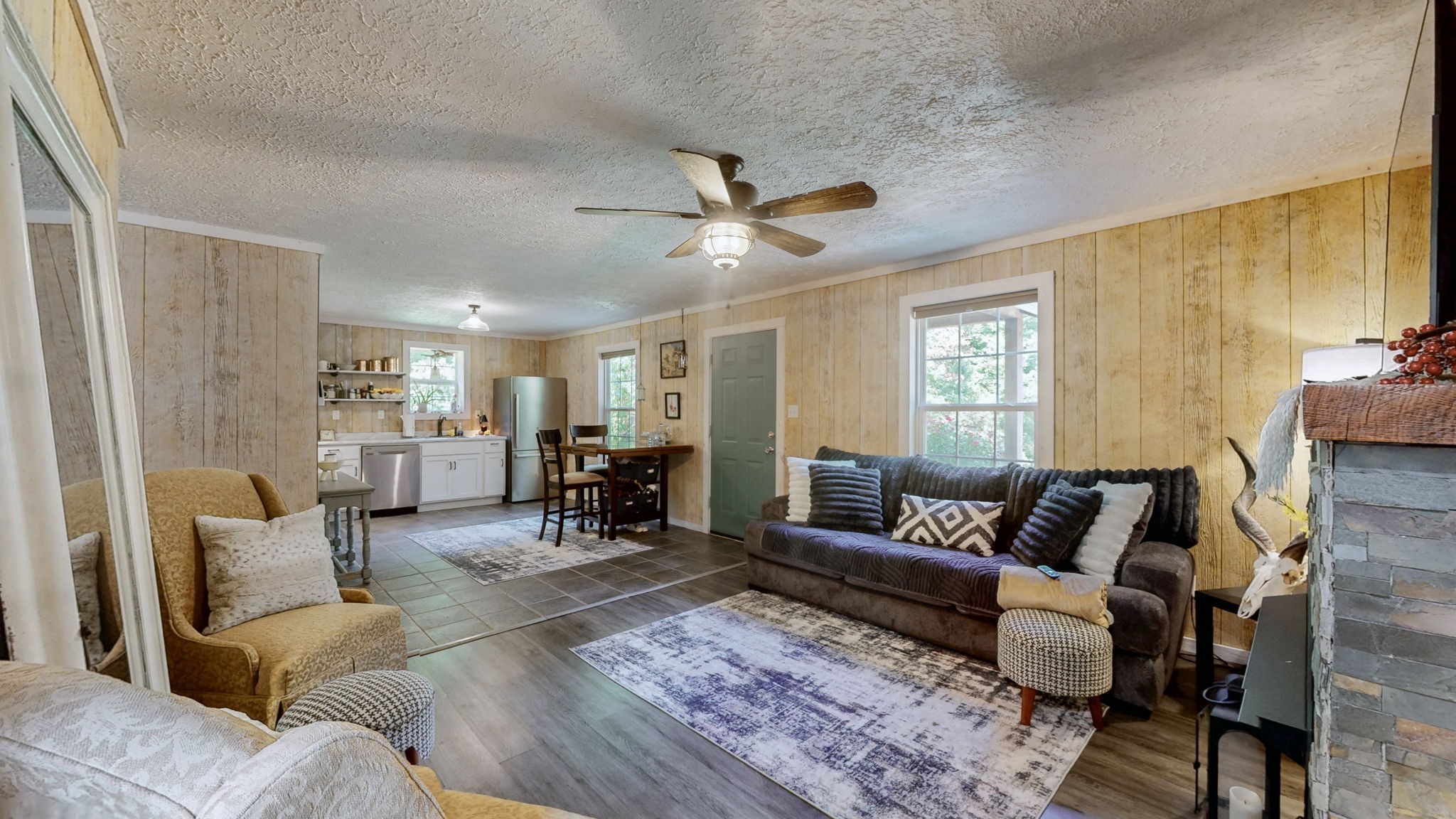 317 McDuff Ln