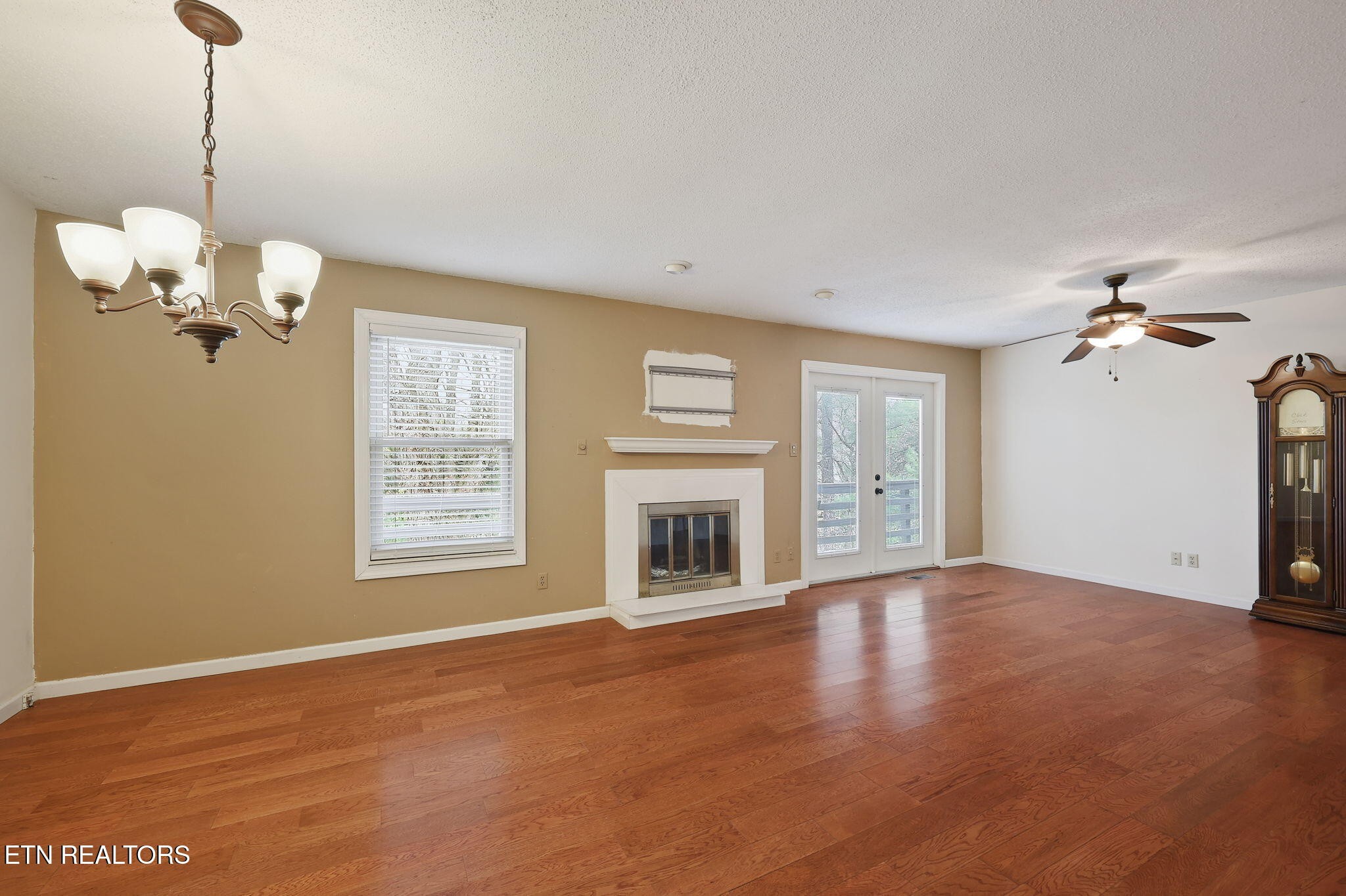 8709 Olde Colony Tr