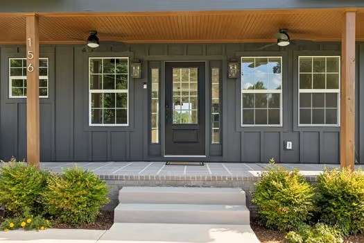 156 Collins River Dr