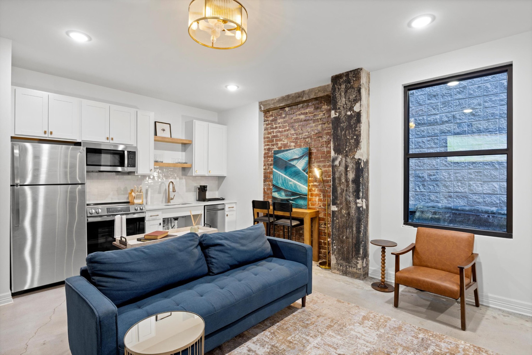 117 E 7th Street