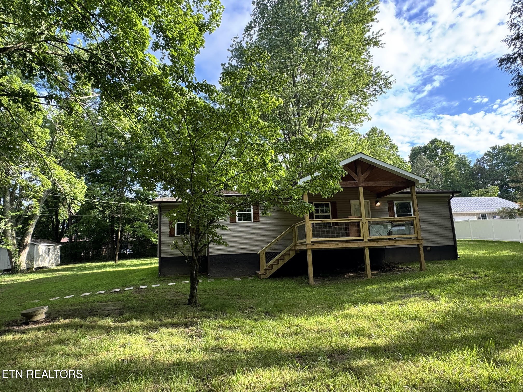 2506 Rugby Pike