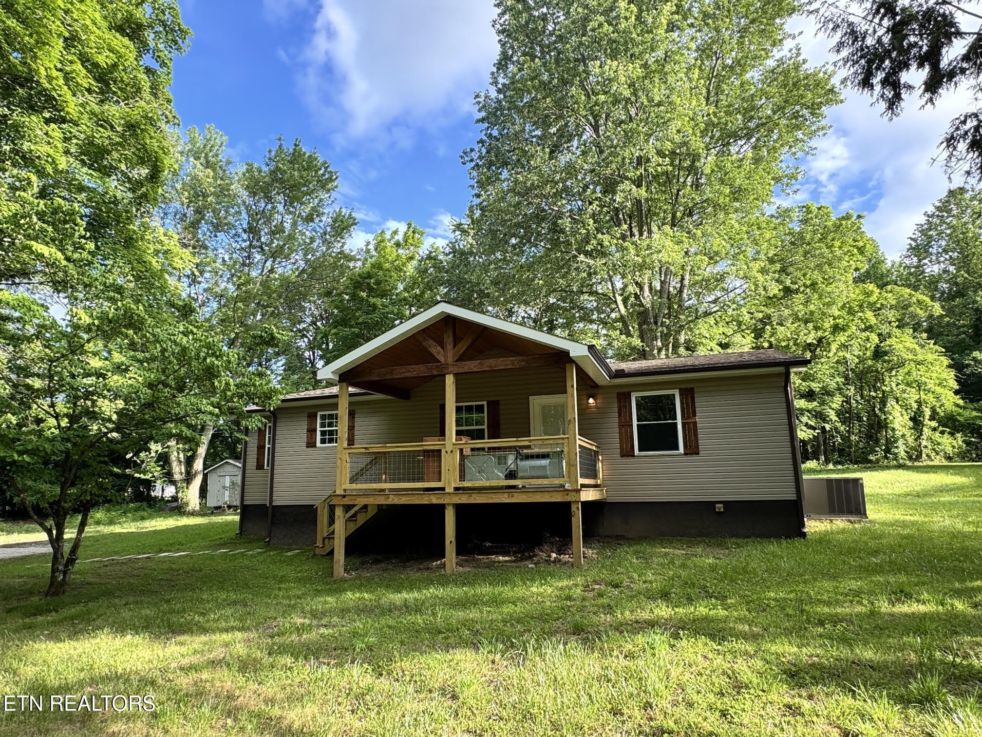 2506 Rugby Pike