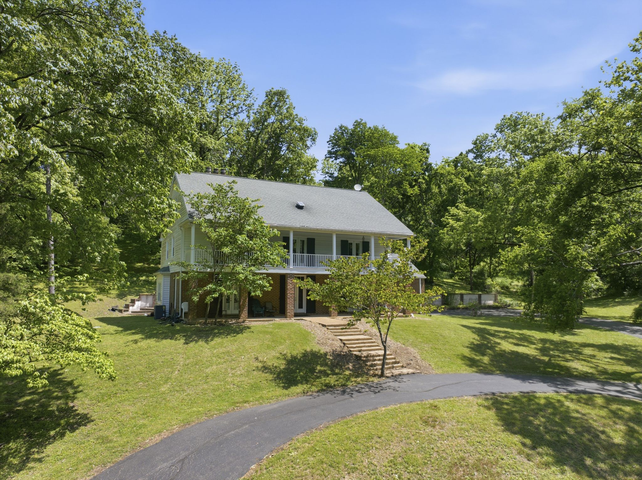 714 Sneed Rd, W