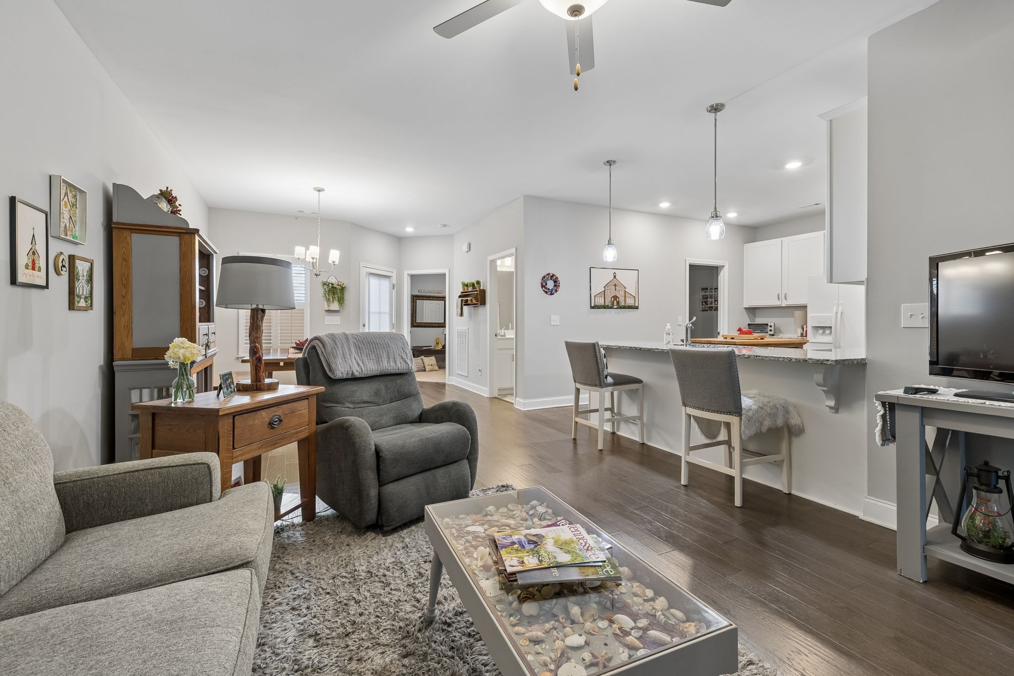 2406 Laurelstone Dr